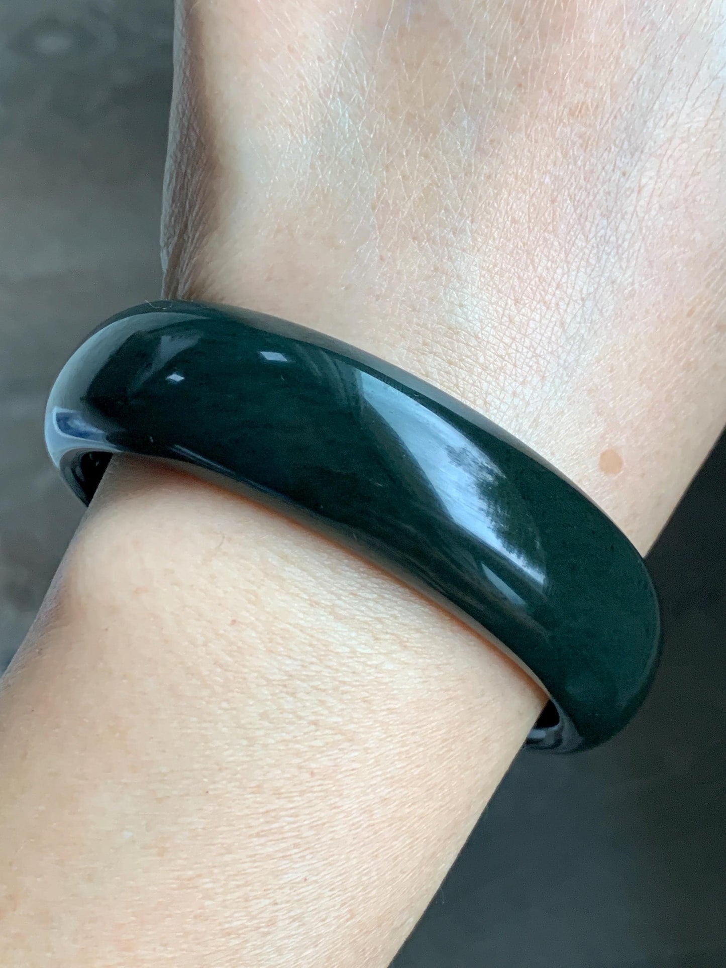 Certified Natural Nephrite Jade Opaque Black Wide Bangle Bracelet 59.88mm 7.4” 97g 天然和田玉墨玉轮胎宽手镯 154
