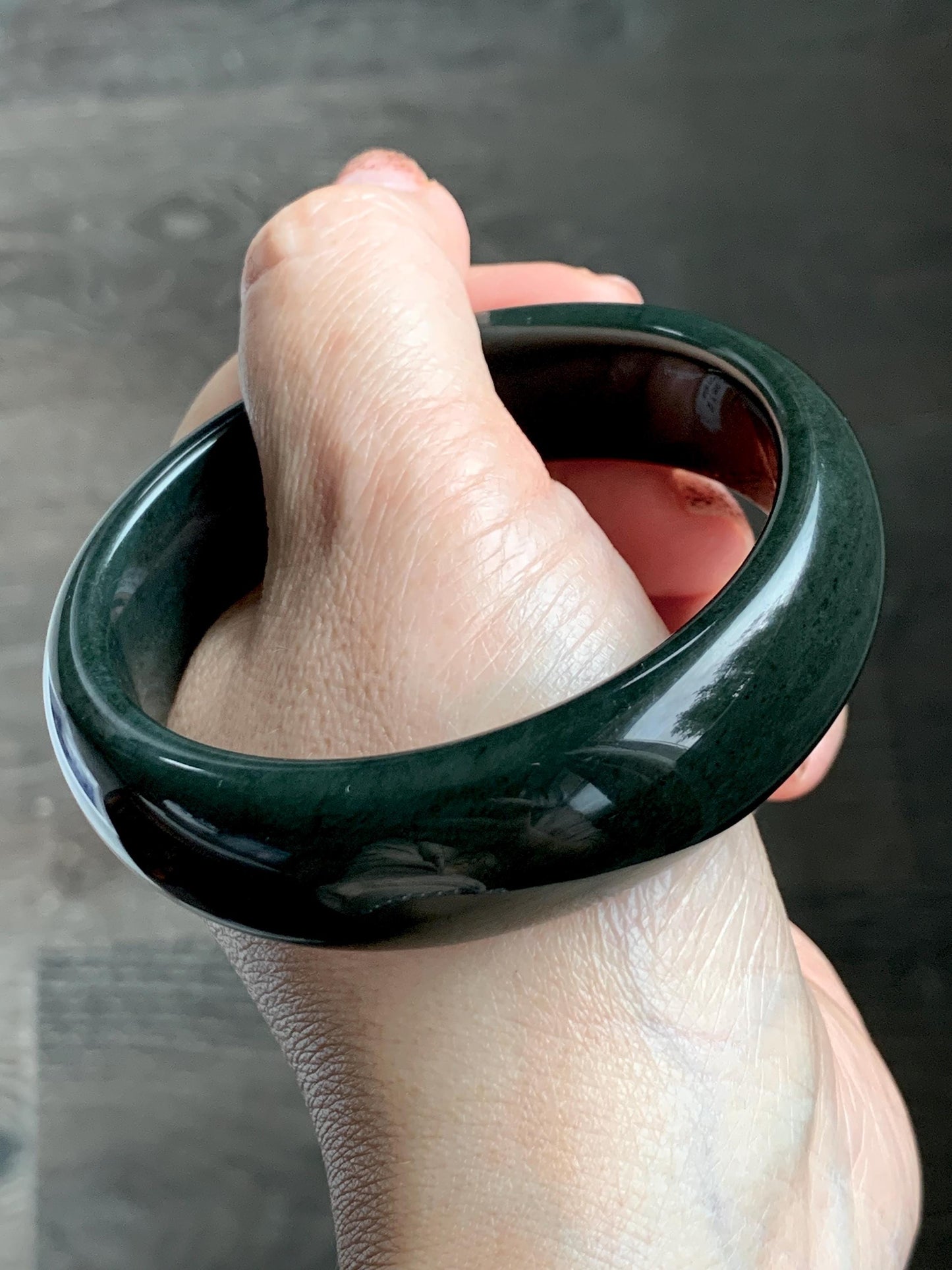 Certified Natural Nephrite Jade Opaque Black Wide Bangle Bracelet 59.88mm 7.4” 97g 天然和田玉墨玉轮胎宽手镯 154