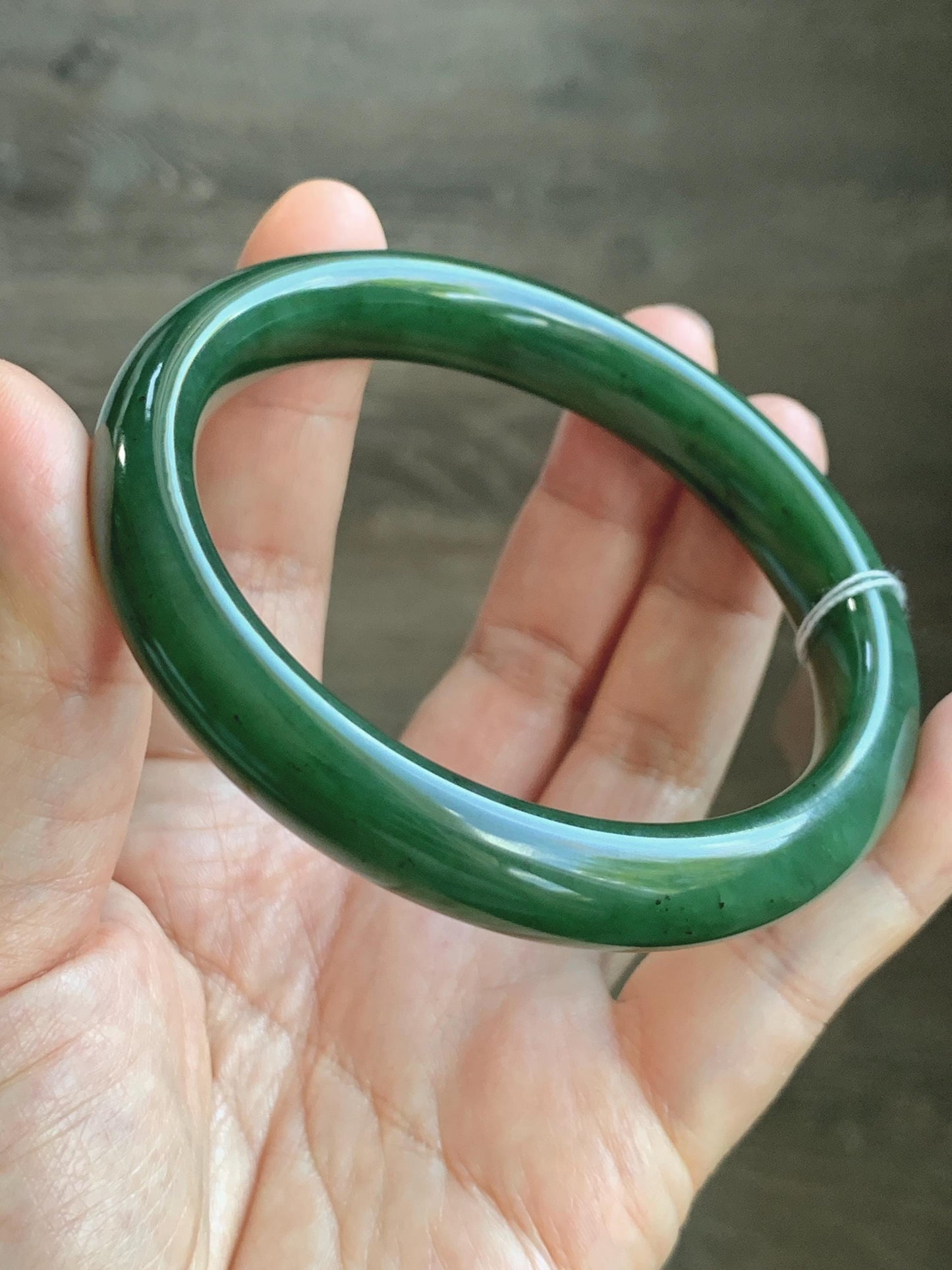 Certified Natural Nephrite Jade Translucent Dark Green Bangle Bracelet 63.5mm 7.85” 58g 天然和田玉菠菜绿轮胎宽手镯 150
