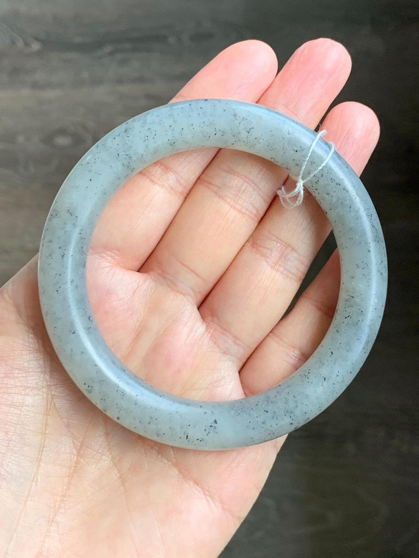 Certified Natural Nephrite Jade Translucent Gray Wuji Marbled Bangle Bracelet Matte Finish 56.7mm 7” 53g 天然和田玉乌鸡黑芝麻花圆条哑光手镯 145