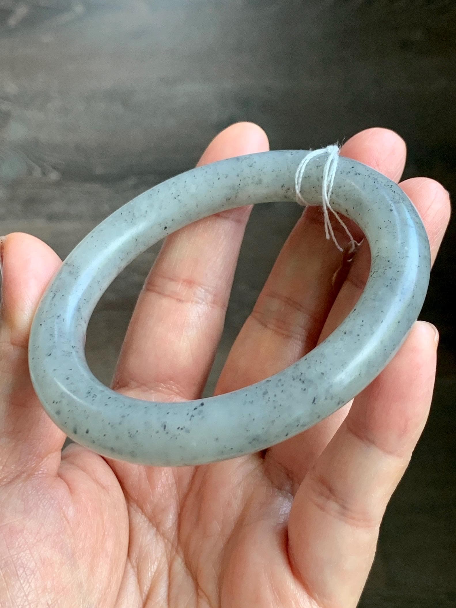 Certified Natural Nephrite Jade Translucent Gray Wuji Marbled Bangle Bracelet Matte Finish 56.7mm 7” 53g 天然和田玉乌鸡黑芝麻花圆条哑光手镯 145