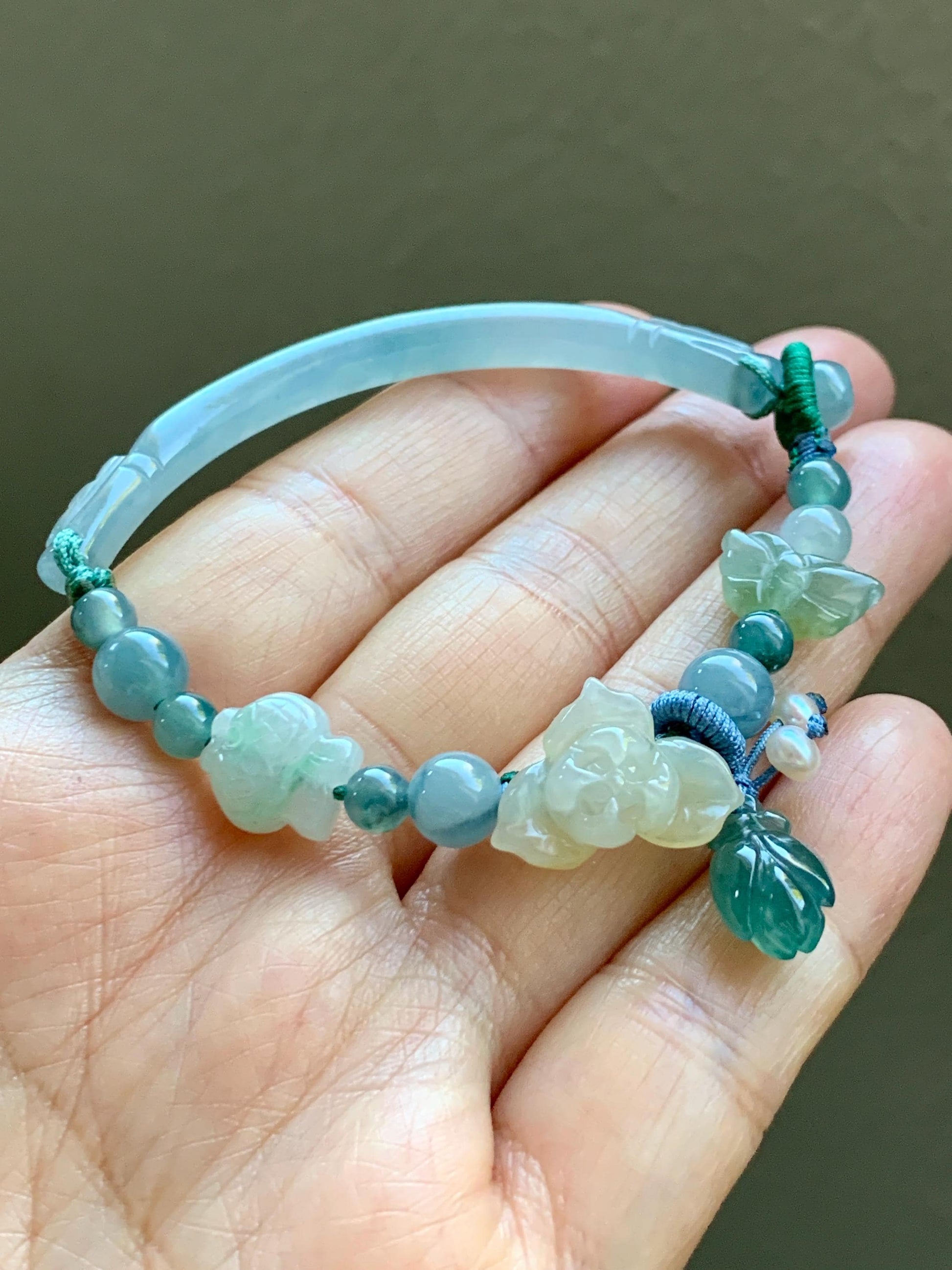 Natural Grade A Icy Translucent Multicolored Pastel Jade Jadeite Carved Cuff & Charms Beaded Rope Bracelet 6” 12g 天然冰胶马卡龙色翡翠繁花似锦半镯手串 FHZ256
