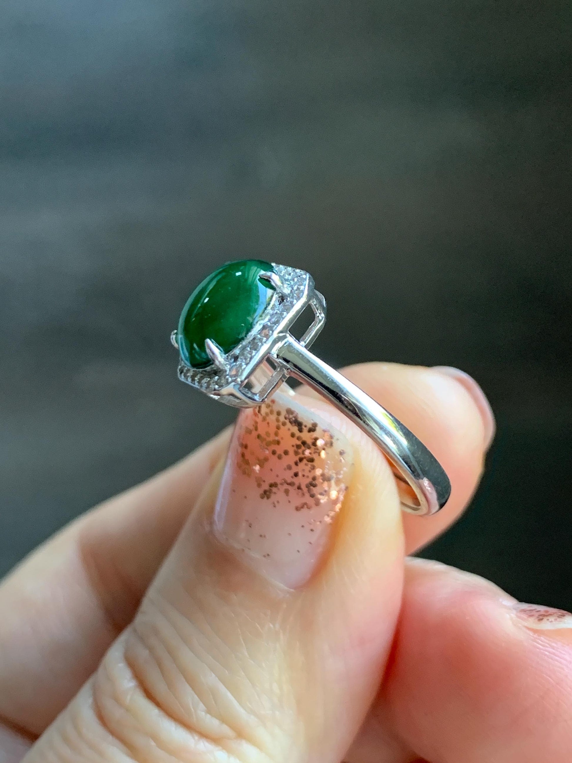 Natural Grade A Guatemalan Icy Translucent Vibrant Green Oval Jade Jadeite Ring Sterling Silver Size 7 US Adjustable 天然冰危绿翡翠蛋面银镶戒指 WLO110