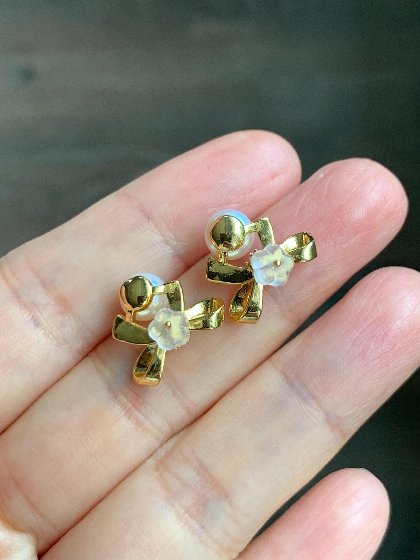 Natural Untreated Freshwater White Button Pearl Bow Stud Earrings Sterling Silver Posts Enamel 6.3mm 天然淡水白珍珠蝴蝶结纯银针包金耳钉 D