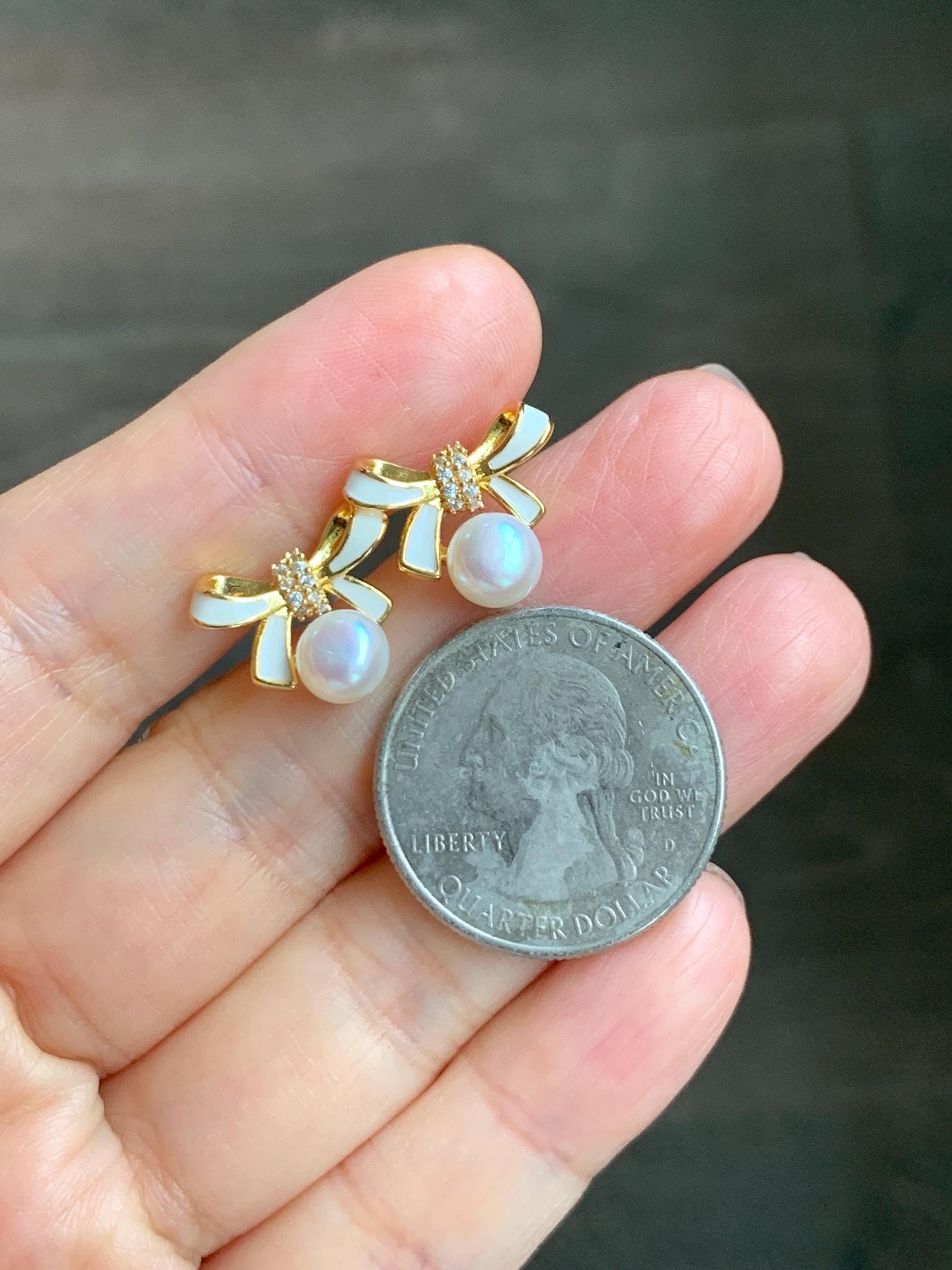 Natural Untreated Freshwater White Button Pearl Bow Stud Earrings Sterling Silver Posts Enamel 6.3mm 天然淡水白珍珠蝴蝶结纯银针包金耳钉 D