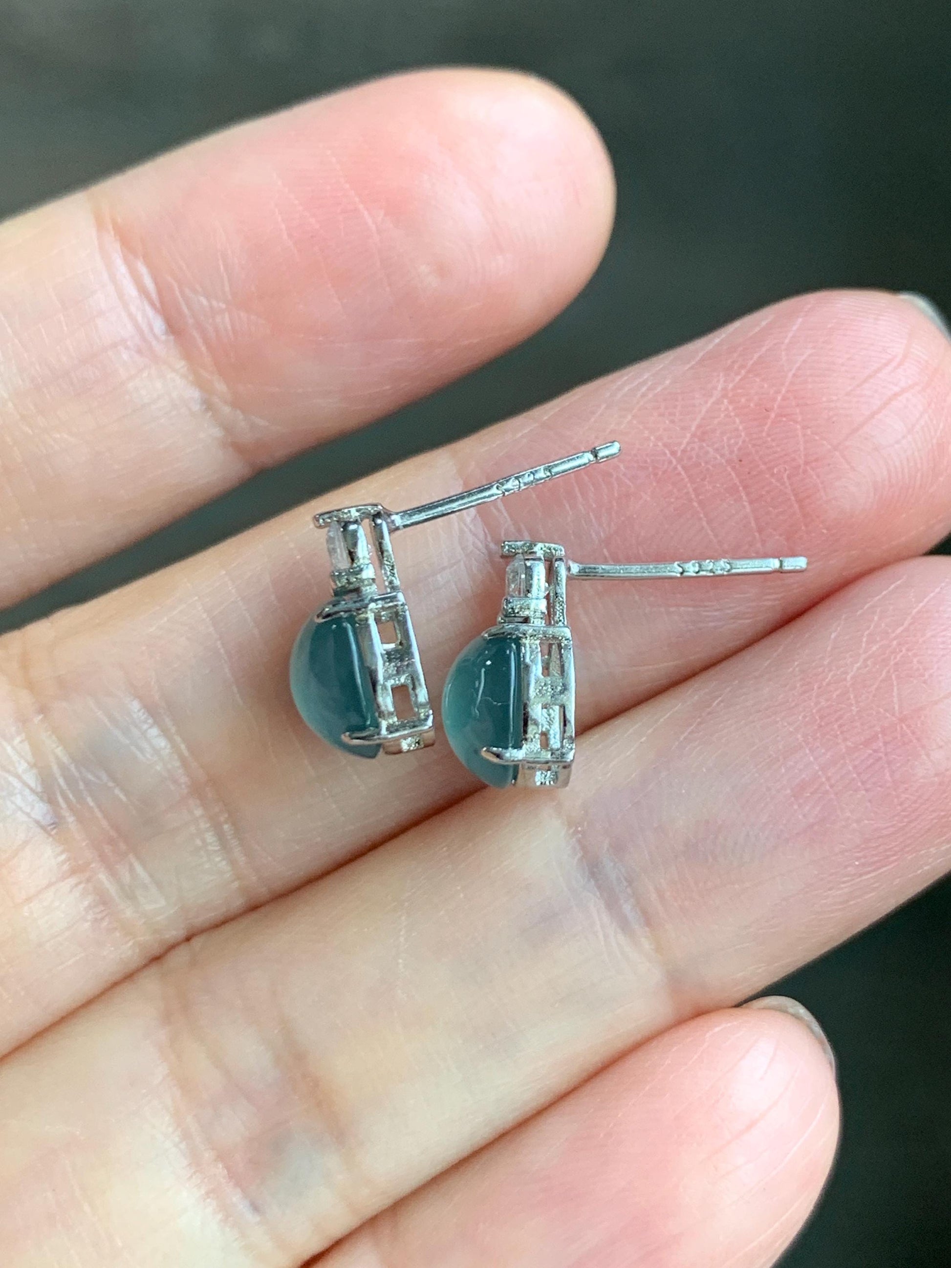 Natural Grade A Guatemalan Icy Highly Translucent Teal Green Jade Jadeite Stud Earrings Sterling Silver 7mm 天然冰危蓝绿翡翠银镶耳钉 DLD77