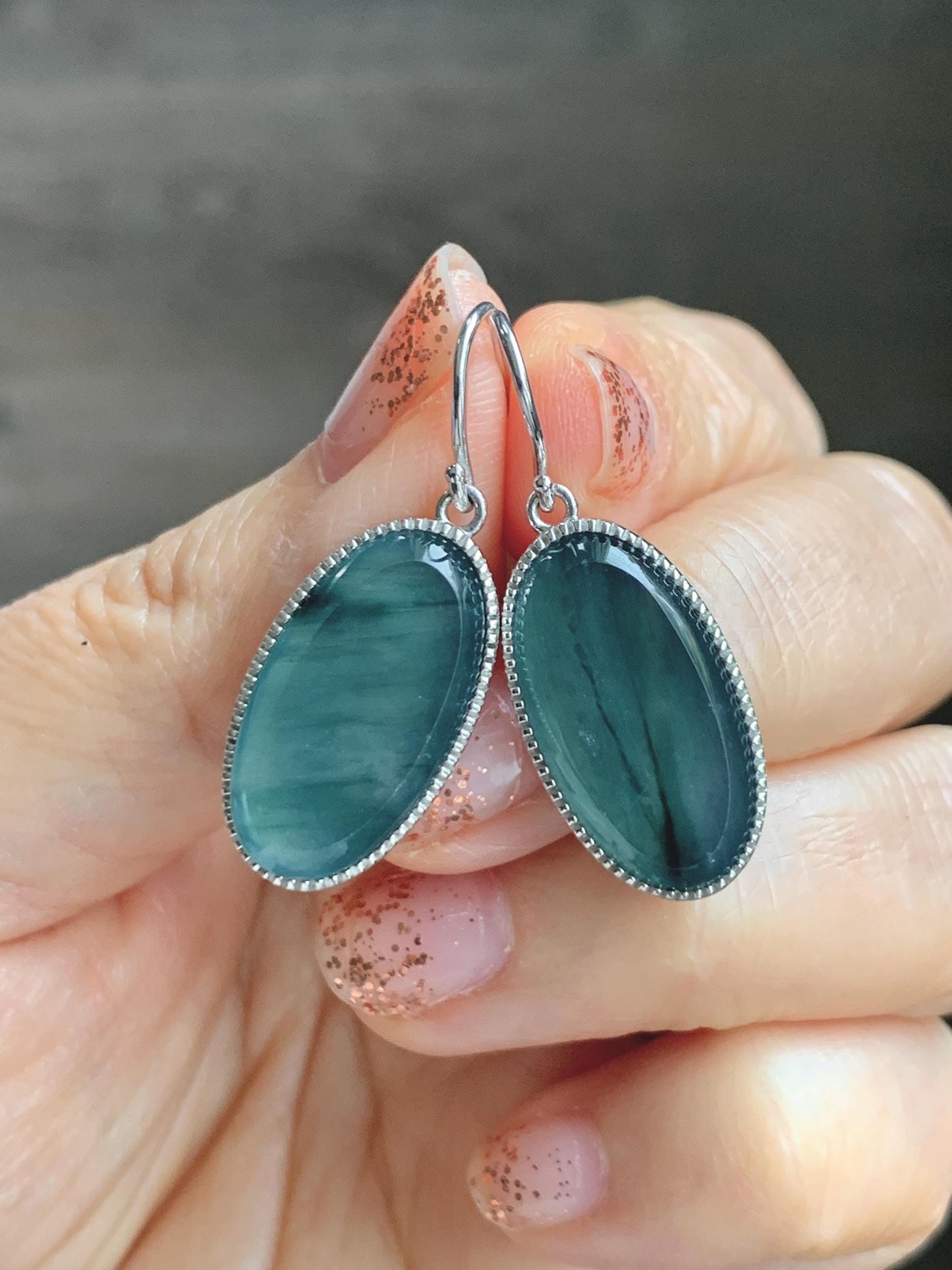 Certified Natural Grade A Guatemalan Icy Translucent Teal Green Marbled Jade Jadeite Oval Dangle Earrings Sterling Silver 天然冰危飘绿翡翠银镶耳钩 178