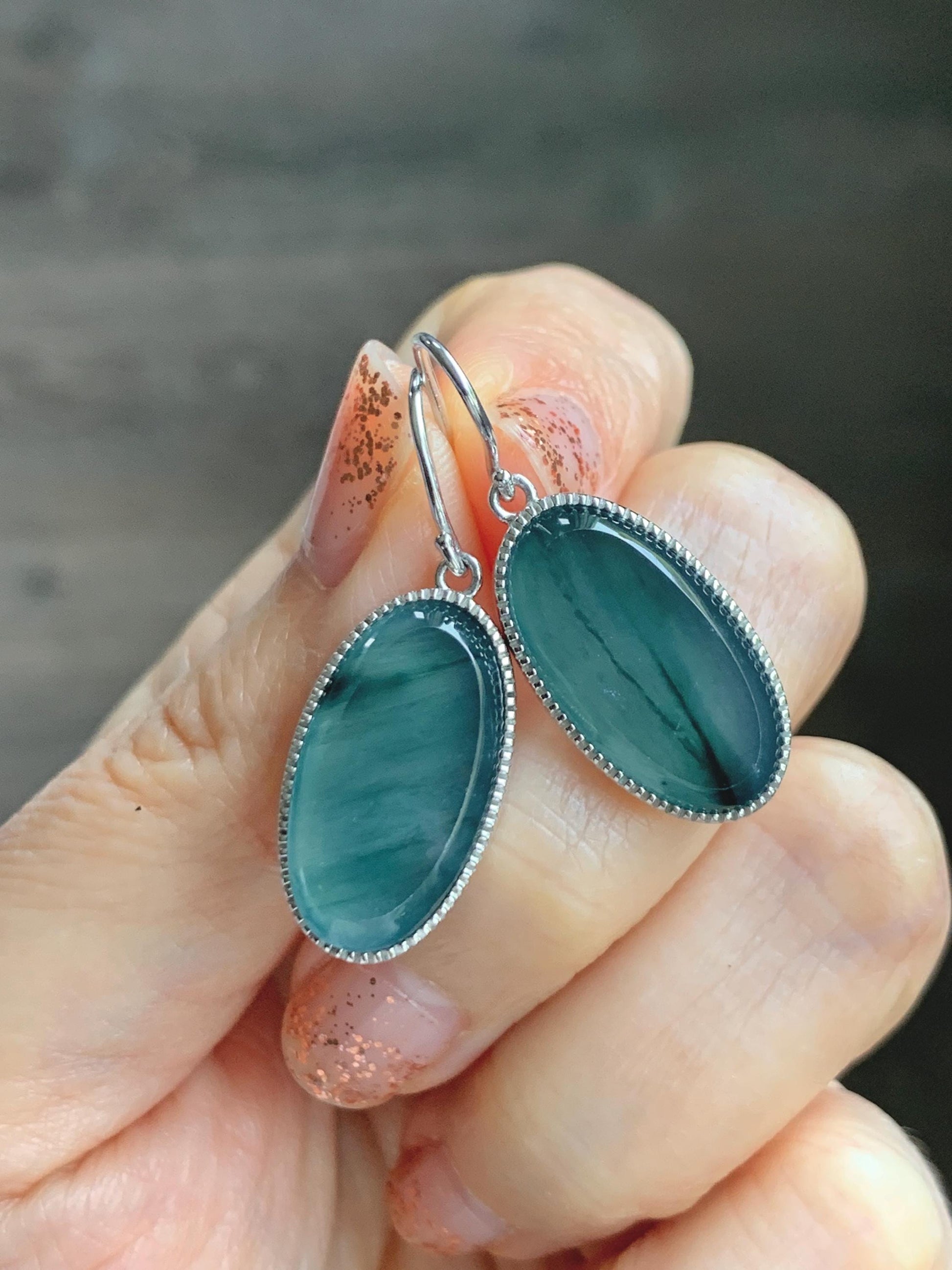 Certified Natural Grade A Guatemalan Icy Translucent Teal Green Marbled Jade Jadeite Oval Dangle Earrings Sterling Silver 天然冰危飘绿翡翠银镶耳钩 178