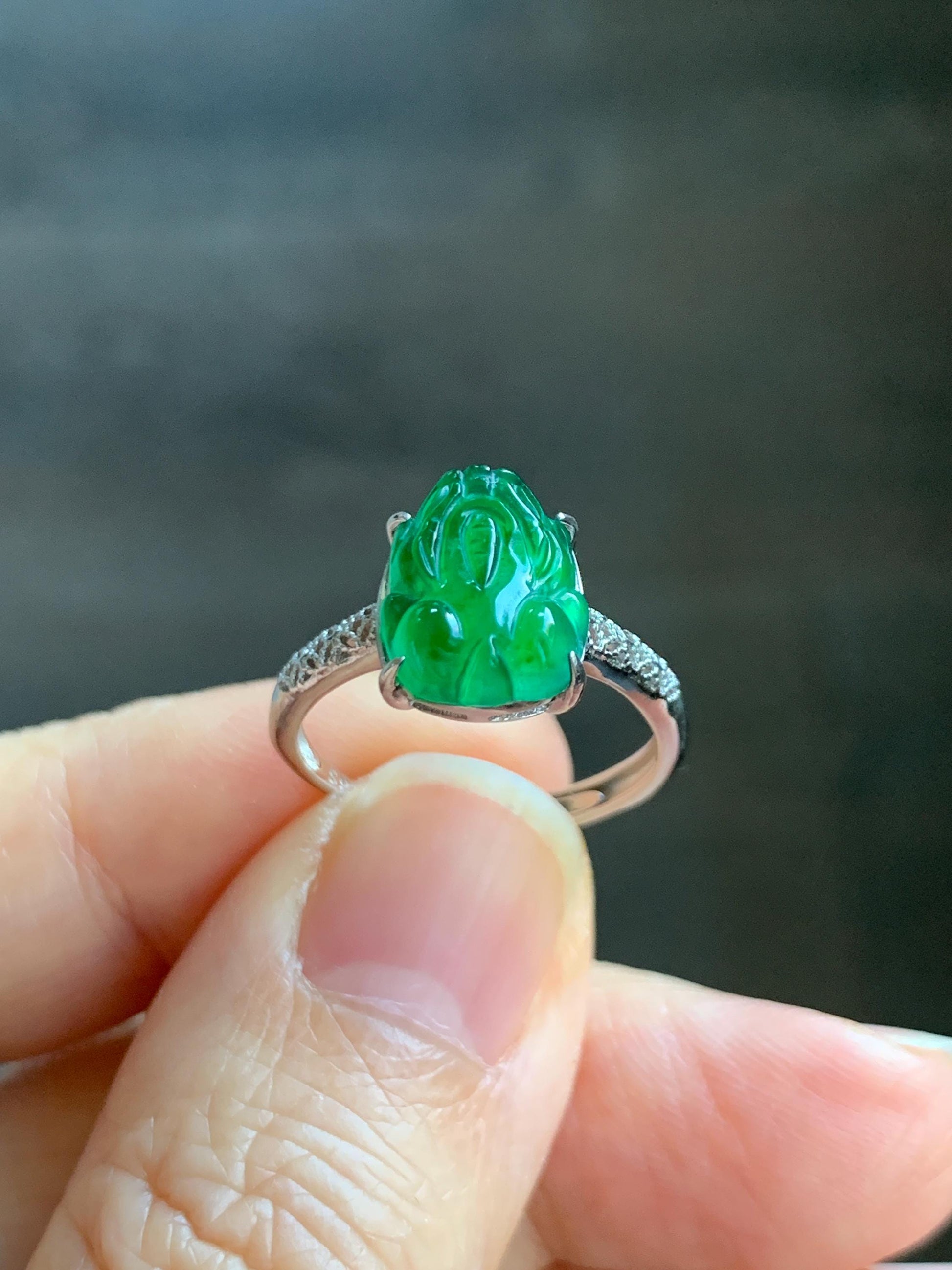 Natural Grade A Guatemalan Icy Translucent Vibrant Green Jade Jadeite Pixiu Ring Sterling Silver Size 7 Adjustable 天然冰危绿翡翠貔貅银镶戒指 WLX160E