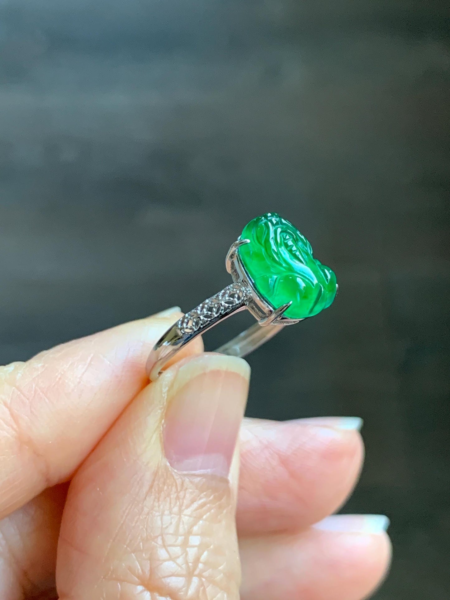 Natural Grade A Guatemalan Icy Translucent Vibrant Green Jade Jadeite Pixiu Ring Sterling Silver Size 7 Adjustable 天然冰危绿翡翠貔貅银镶戒指 WLX160E
