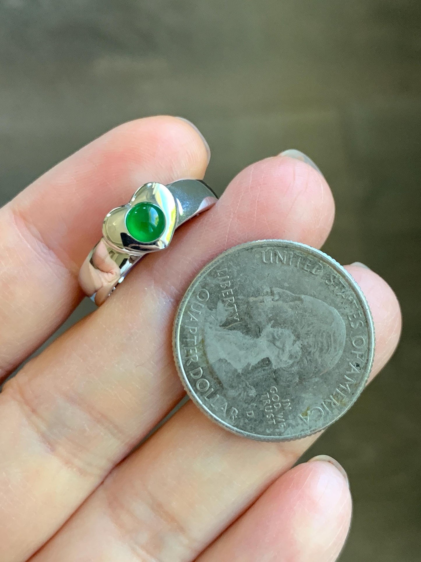 Certified Natural Grade A Guatemalan Icy Translucent Vibrant Green Jade Jadeite Heart Ring Sterling Silver Size 7.25 US 天然冰危绿翡翠爱心银镶戒指 489