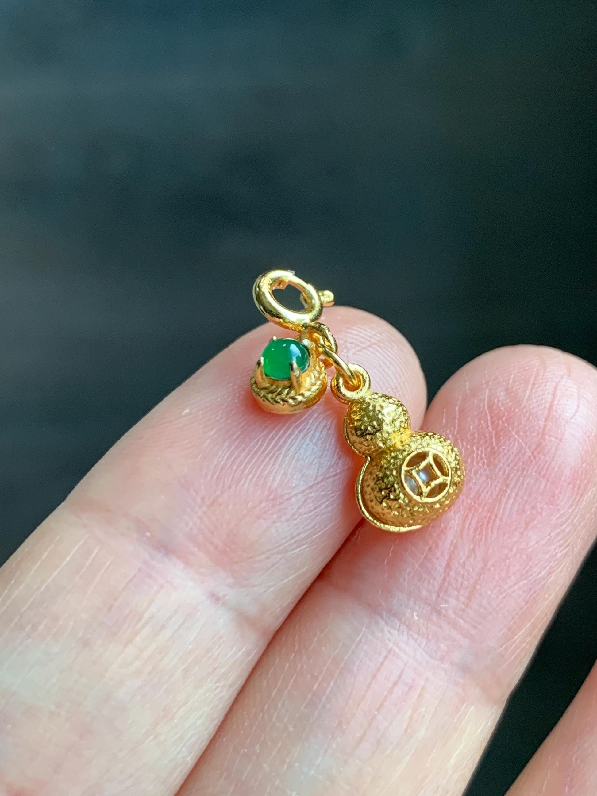 Natural Grade A Guatemalan Icy Translucent Vibrant Green Jade Jadeite Enamel Petite Charm Pendant Sterling Silver 天然冰危绿翡翠小潘多拉吊坠 WPD480