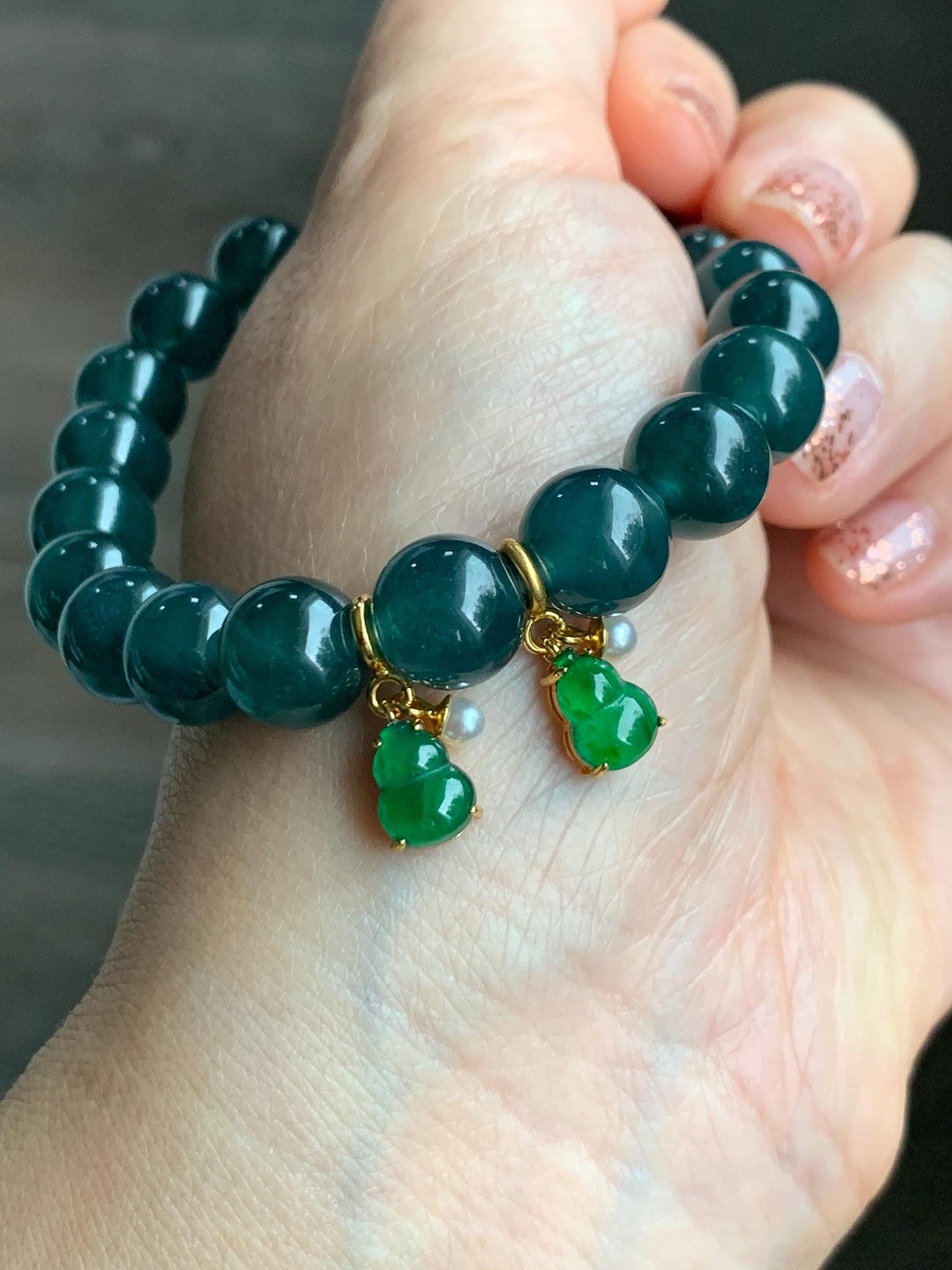 Natural Grade A Guatemalan Icy Translucent Vibrant Green Jade Jadeite Petite Gourd Hulu Charm Pendant Sterling Silver 天然冰危绿翡翠小葫芦滴流吊坠 WHD110