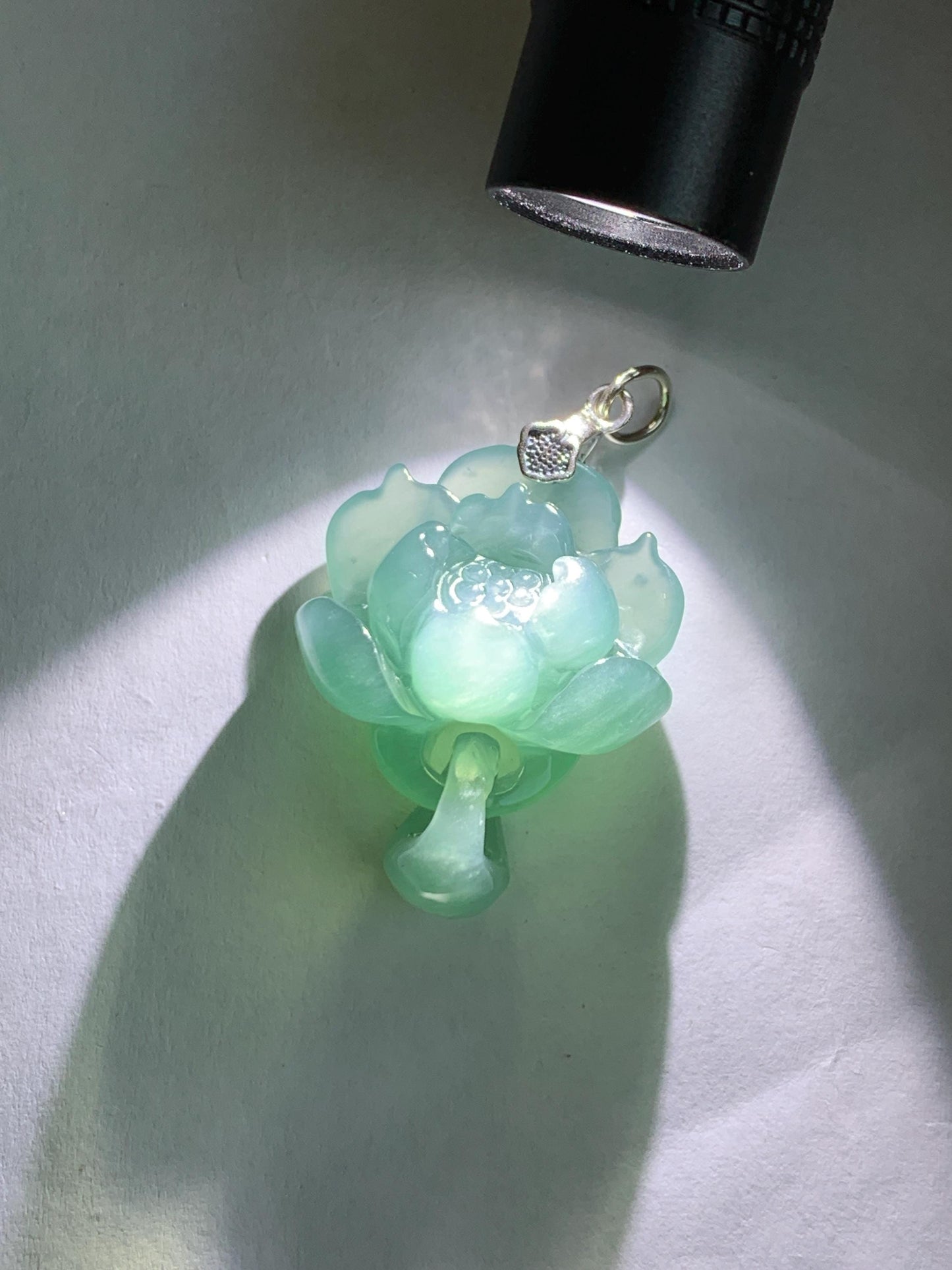 Natural Grade A Guatemalan Icy Translucent Teal Blue Jade Jadeite Lotus Flower Pendant Sterling Silver 8g 天然冰胶危蓝翡翠莲花吊坠 WLH316C