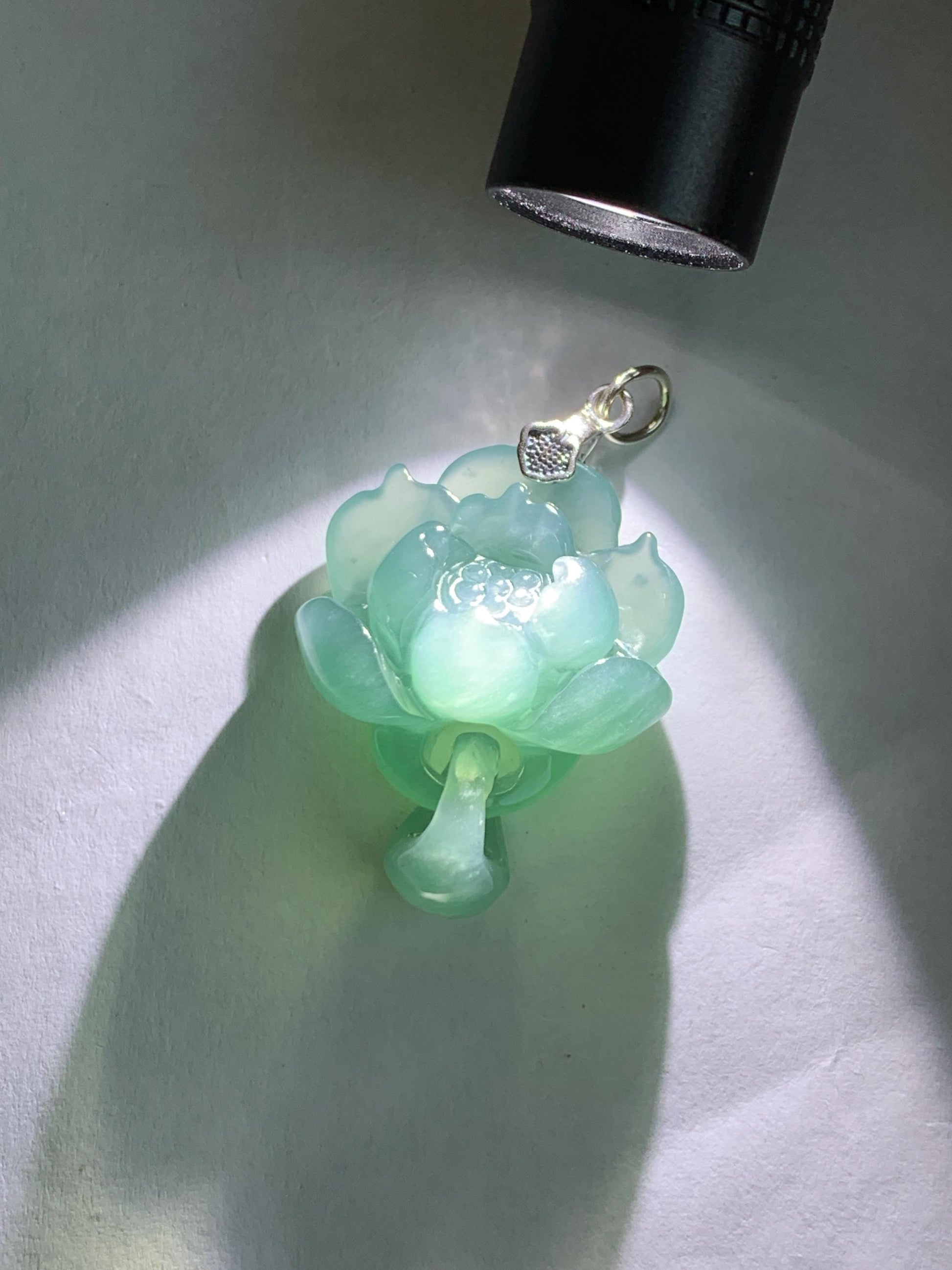 Natural Grade A Guatemalan Icy Translucent Teal Blue Jade Jadeite Lotus Flower Pendant Sterling Silver 8g 天然冰胶危蓝翡翠莲花吊坠 WLH316C