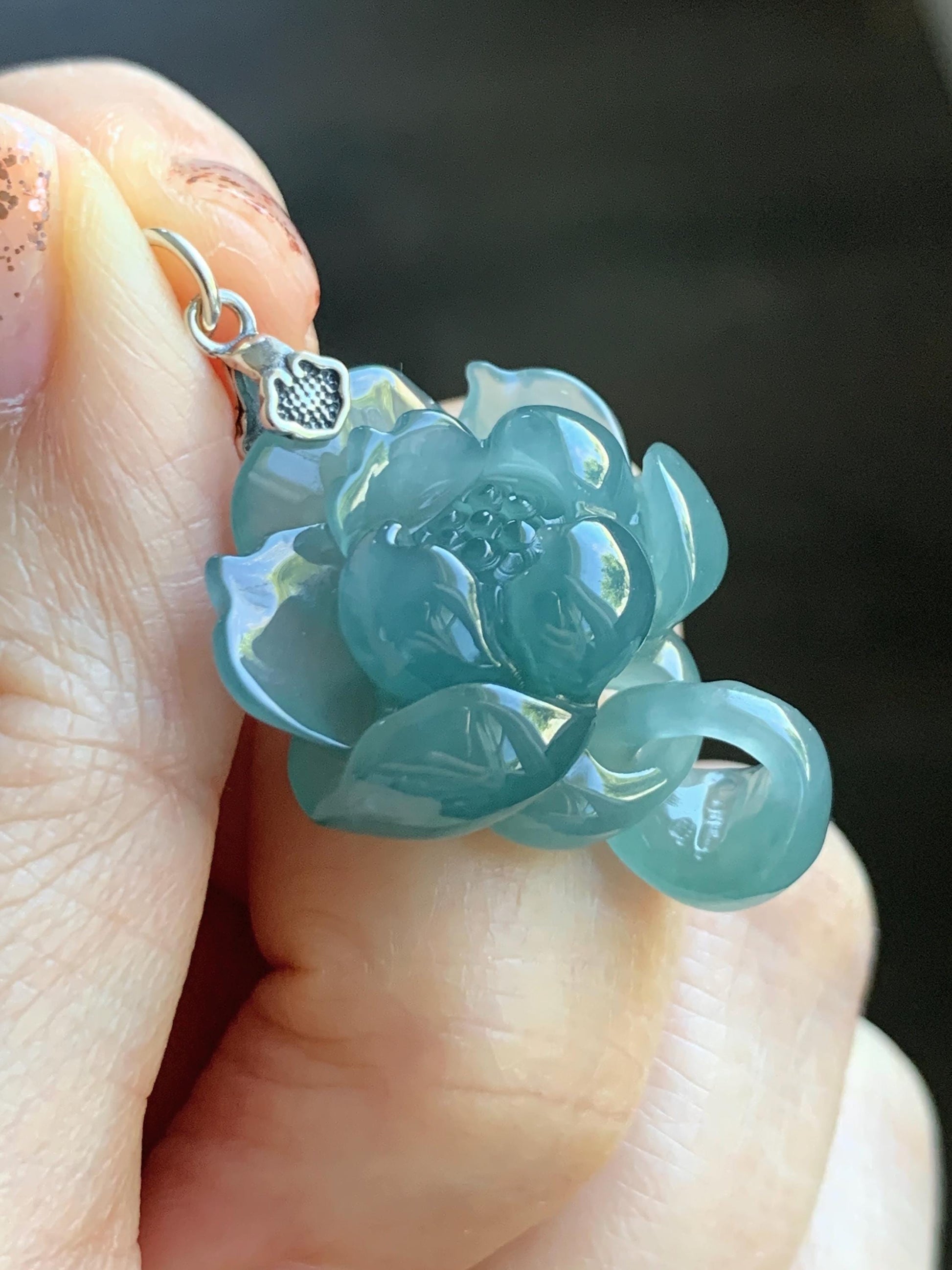 Natural Grade A Guatemalan Icy Translucent Teal Blue Jade Jadeite Lotus Flower Pendant Sterling Silver 8g 天然冰胶危蓝翡翠莲花吊坠 WLH316C