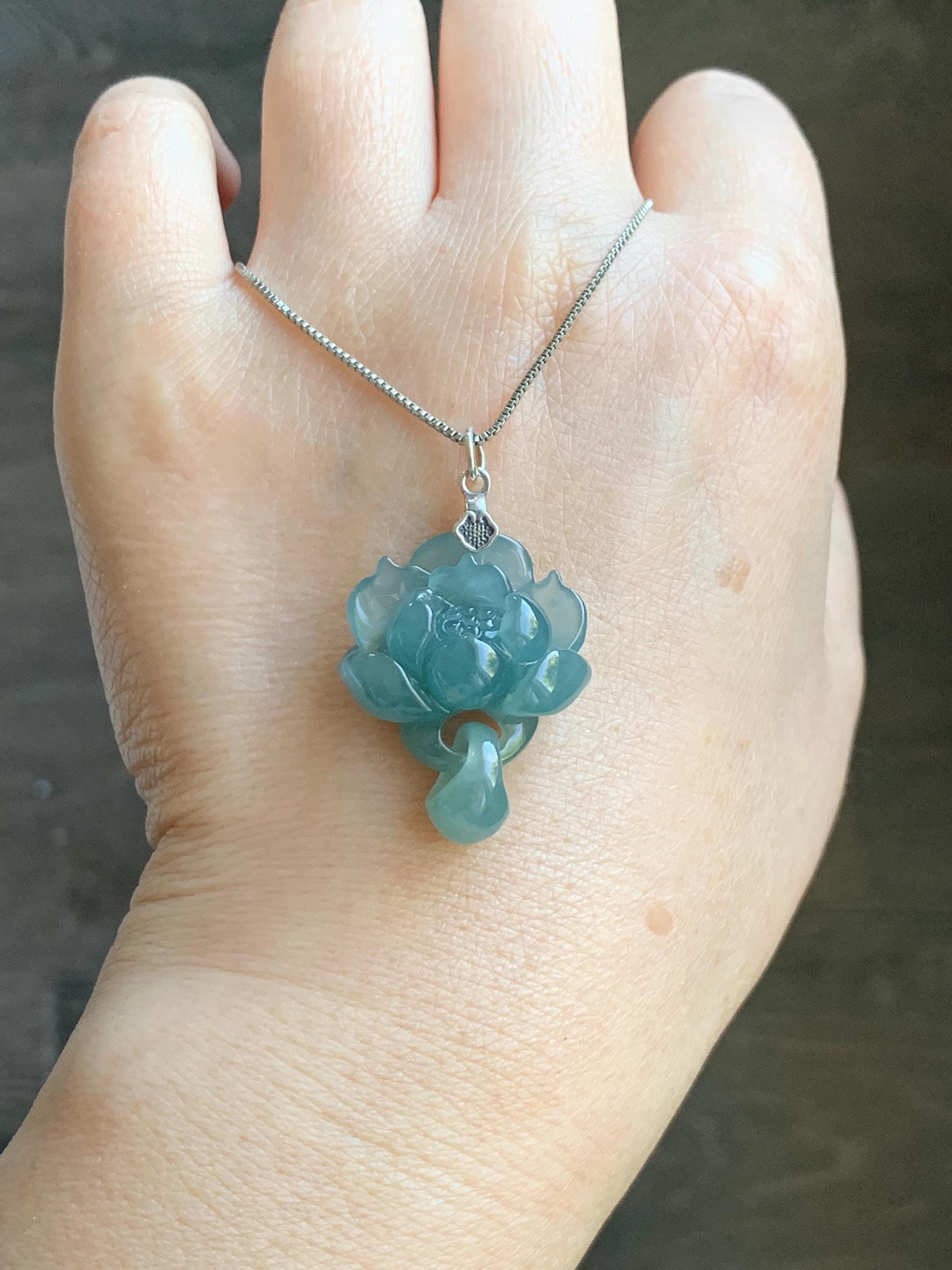 Natural Grade A Guatemalan Icy Translucent Teal Blue Jade Jadeite Lotus Flower Pendant Sterling Silver 8g 天然冰胶危蓝翡翠莲花吊坠 WLH316C