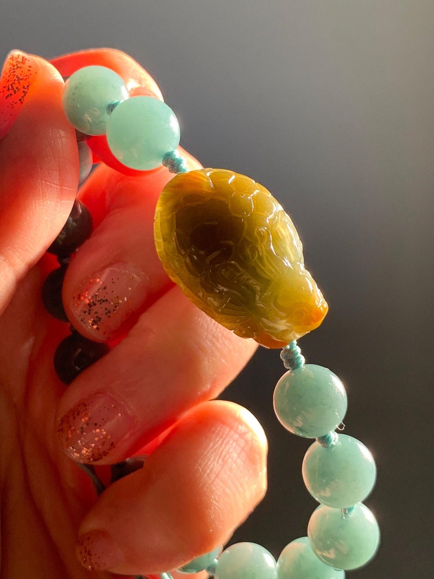 Natural Grade A Guatemalan Translucent Yellow Marbled Jade Jadeite Dragon Turtle Dark Teal Beaded Bracelet 7.75” 33g 天然冰危茶黄翡翠龙龟危蓝圆珠手串 WLG-L
