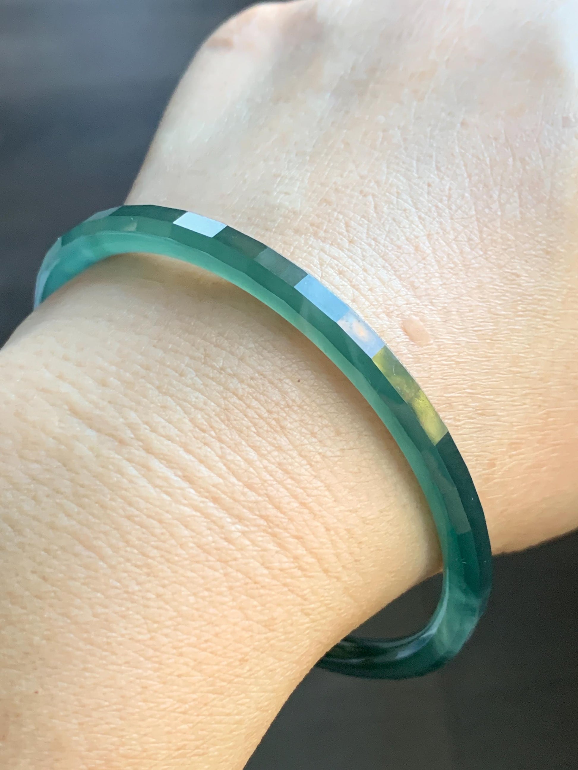Certified Natural Grade A Guatemalan Icy Highly Translucent Dark Teal Green Faceted Jadeite Slim Bangle 59.95mm 7.4” 天然冰胶危深蓝绿翡翠细圆条切割面手镯 466