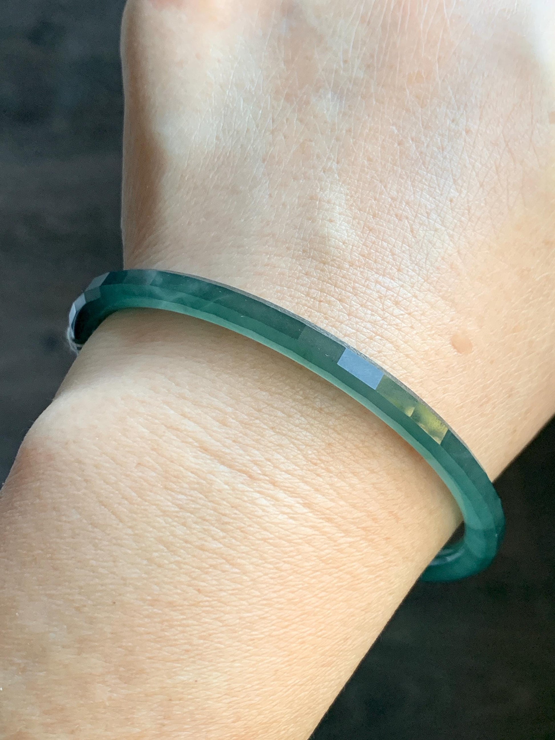 Certified Natural Grade A Guatemalan Icy Highly Translucent Dark Teal Green Faceted Jadeite Slim Bangle 59.95mm 7.4” 天然冰胶危深蓝绿翡翠细圆条切割面手镯 466