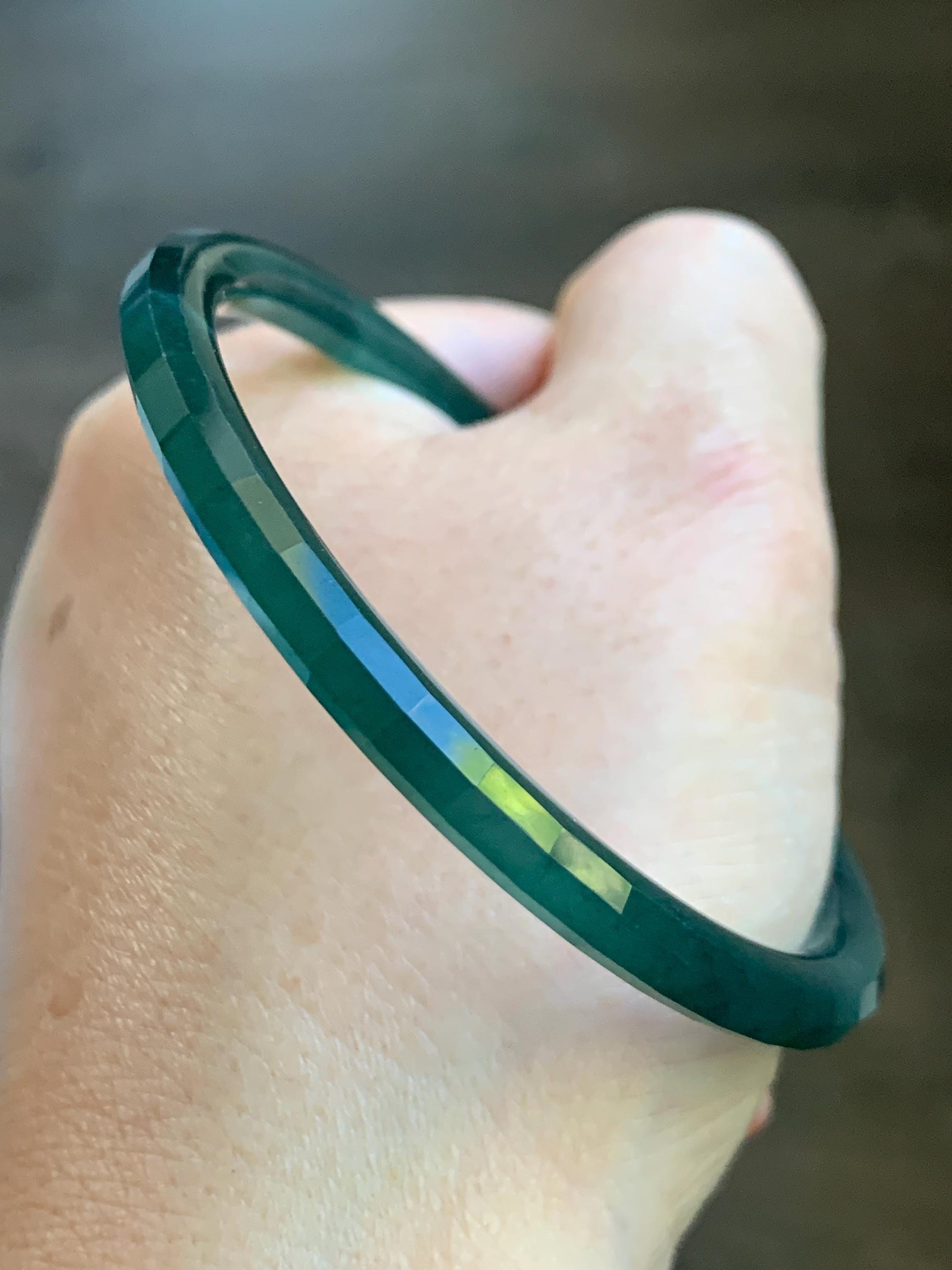 Certified Natural Grade A Guatemalan Icy Highly Translucent Deep Teal Green Faceted Jadeite Slim Bangle 57.56mm 7.11” 天然冰胶危深蓝绿翡翠细圆条切割面手镯 465