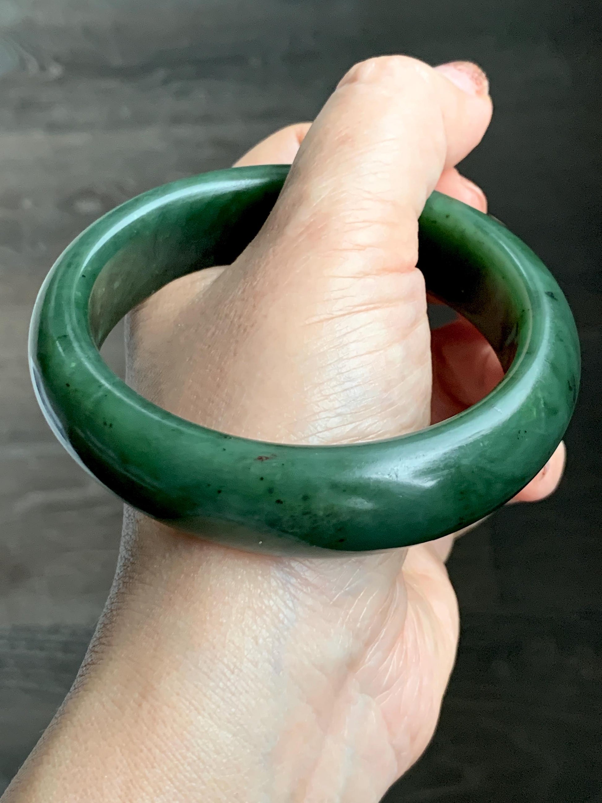 Certified Natural Nephrite Jade Translucent Dark Green Bangle Bracelet 62.89mm 7.75” 107g 天然和田玉菠菜绿轮胎宽手镯 156