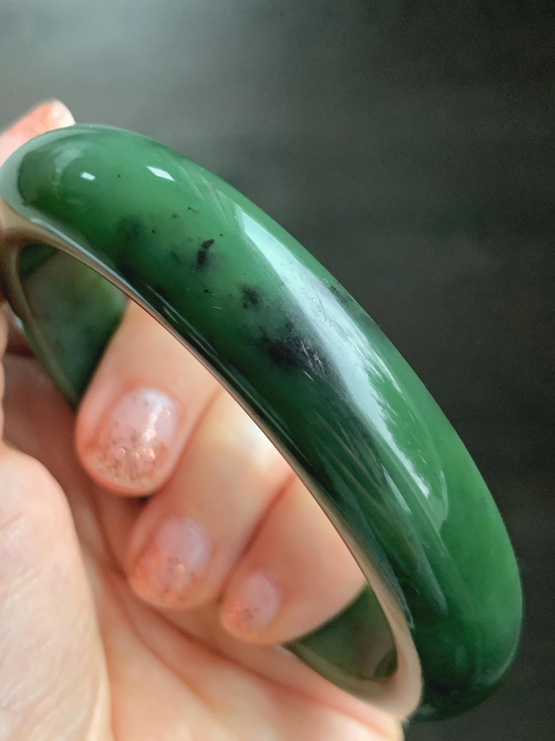 Certified Natural Nephrite Jade Translucent Dark Green Bangle Bracelet 58.7mm 7.25” 83g 天然和田玉菠菜绿轮胎宽手镯 152