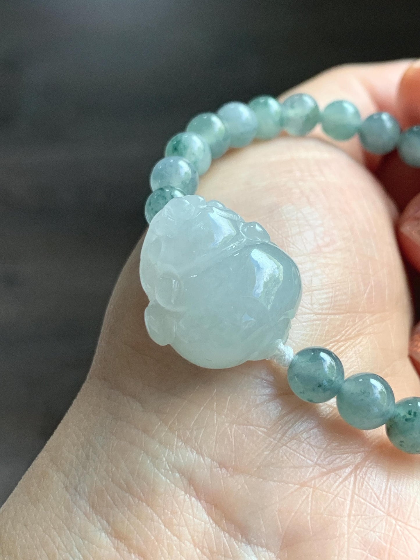 Natural Grade A Icy Translucent Pastel Green Jade Jadeite Carved Three-legged Toad Beaded Bracelet 6.5” 18g 天然糯冰淡绿底翡翠肥三脚金蟾手串 BSJ216