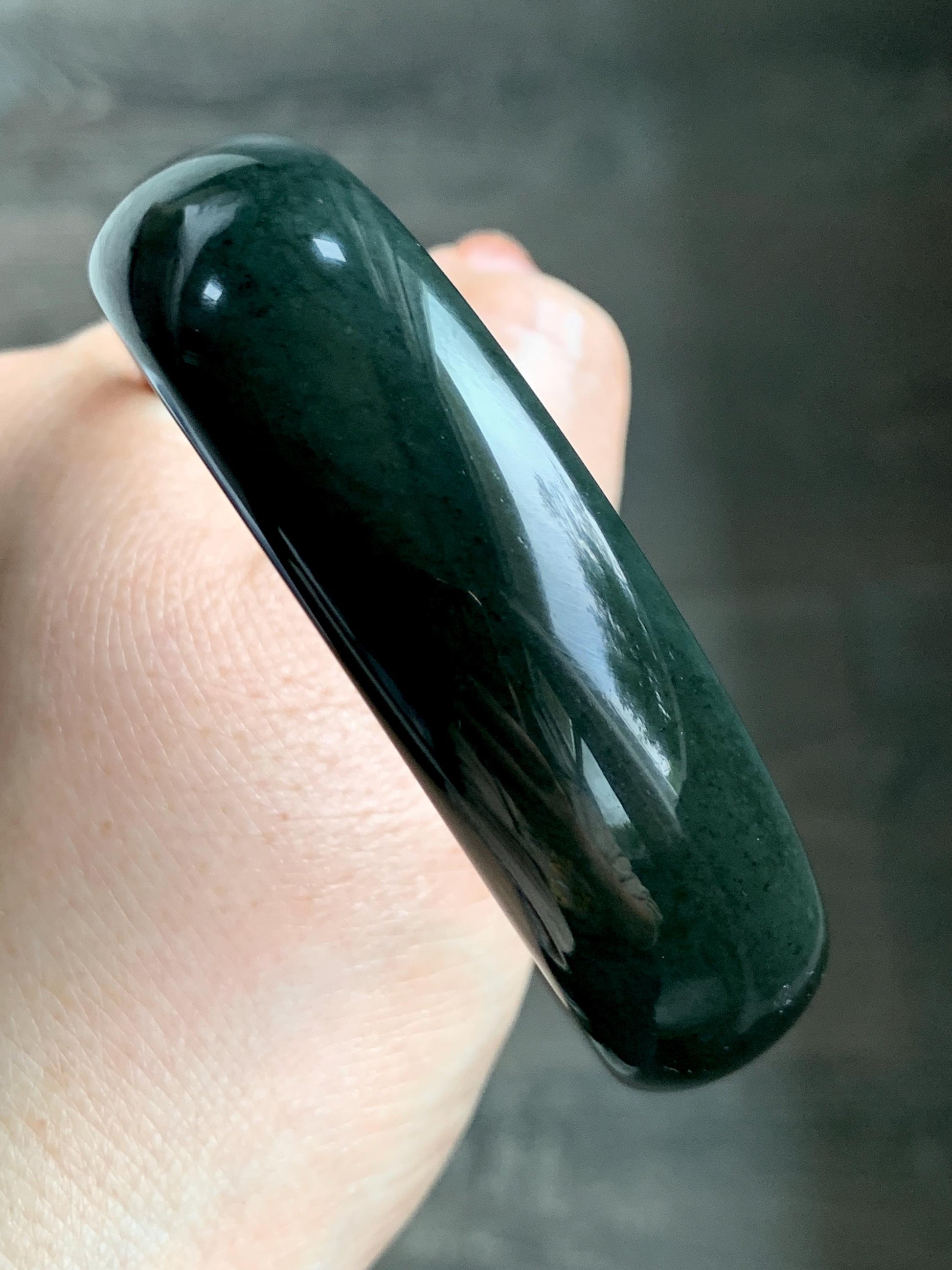 Certified Natural Nephrite Jade Opaque Black Wide Bangle Bracelet 59.88mm 7.4” 97g 天然和田玉墨玉轮胎宽手镯 154