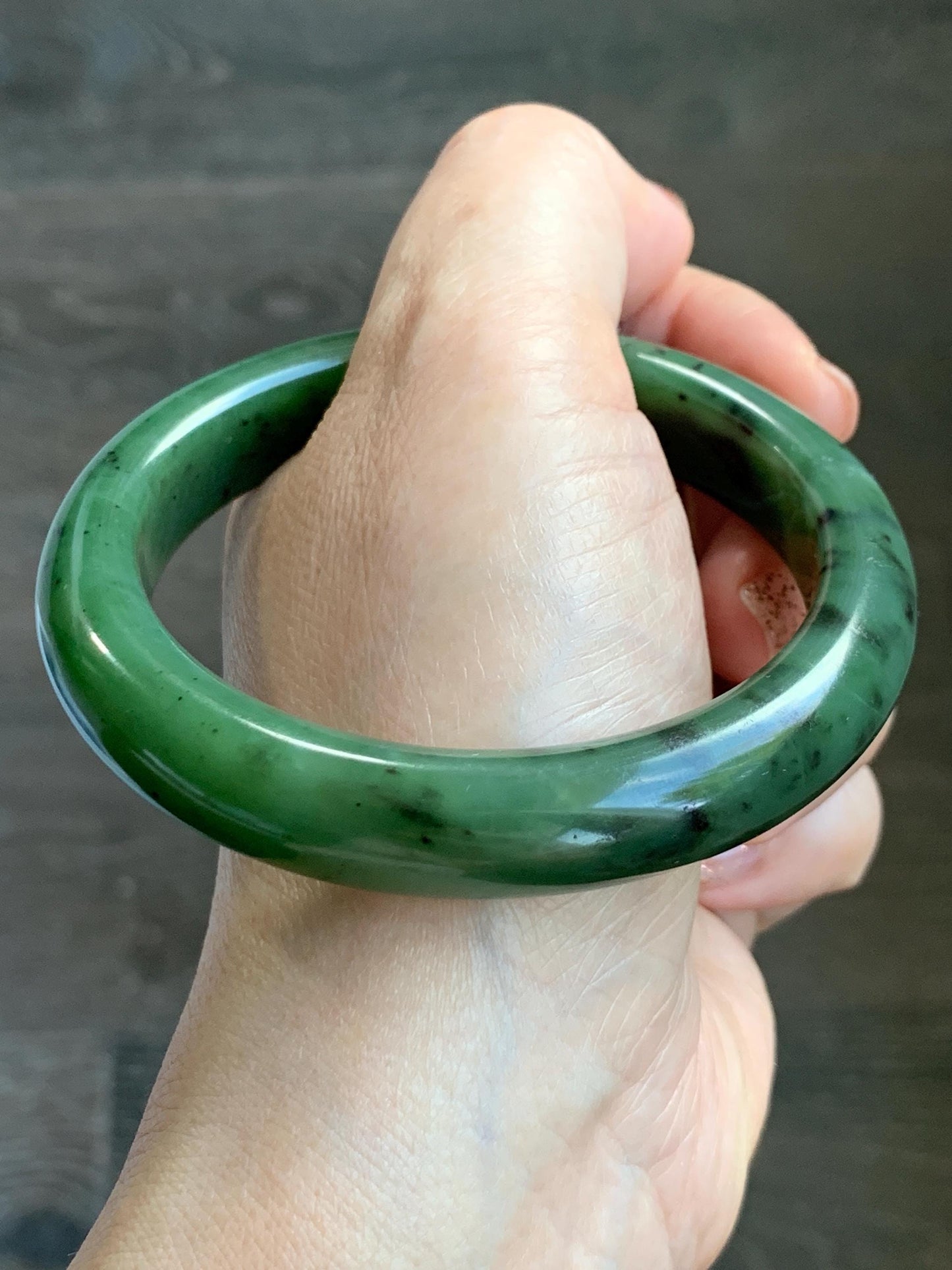 Certified Natural Nephrite Jade Translucent Dark Green Bangle Bracelet 58.6mm 7.25” 78g 天然和田玉菠菜绿轮胎宽手镯 153