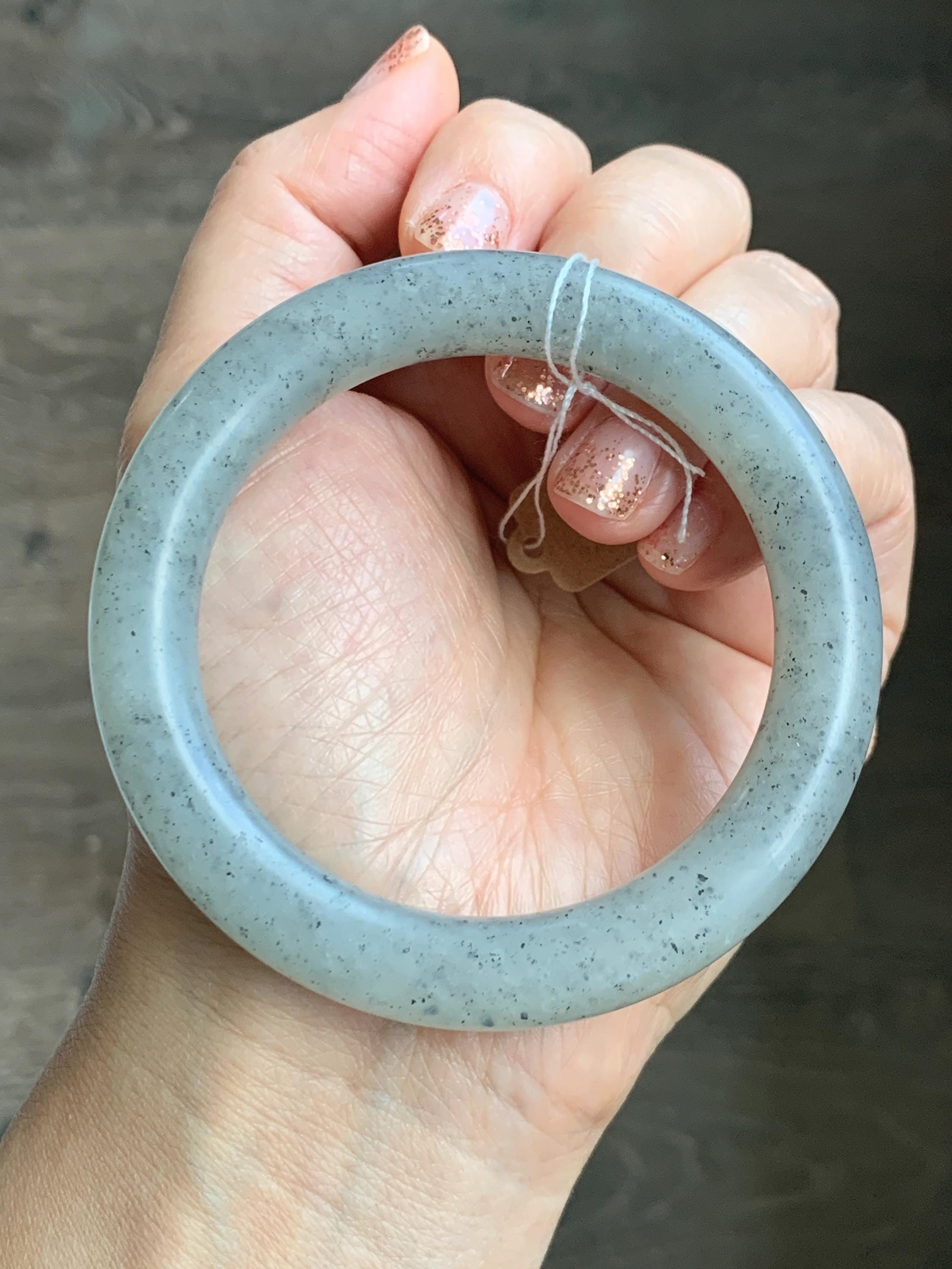 Certified Natural Nephrite Jade Translucent Gray Wuji Marbled Bangle Bracelet Matte Finish 56.7mm 7” 53g 天然和田玉乌鸡黑芝麻花圆条哑光手镯 145