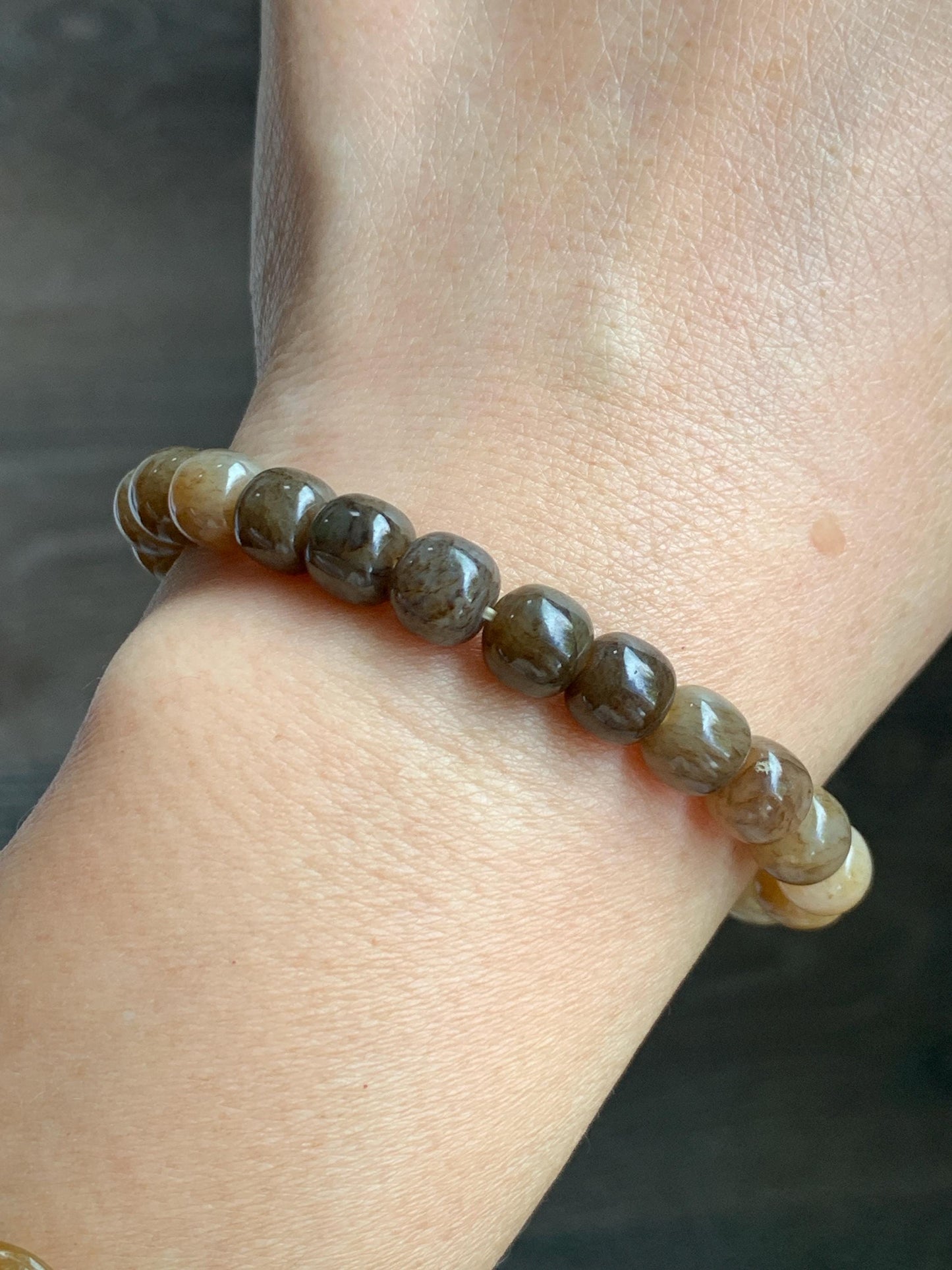 Natural Nephrite Jade Brown Sugar multicolored Translucent Drum Beads Beaded Bracelet Stretchy 6.75" 18g 天然和田玉糖色多宝鼓珠手串 HTT240B