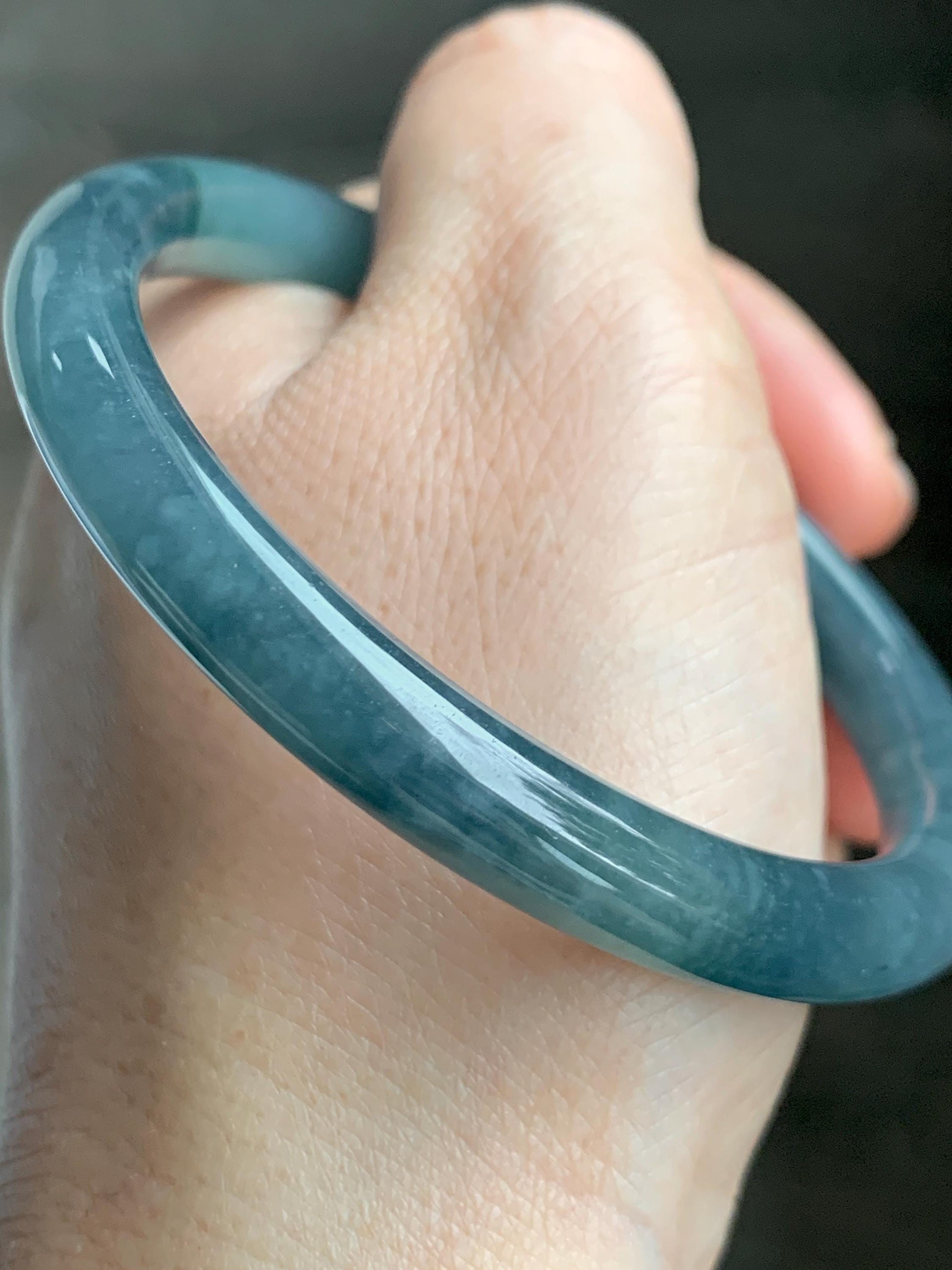 Certified Natural Grade A Guatemalan Icy Translucent Dark Teal Blue Jade Jadeite Bangle 58.5mm 7.23” 32g 天然冰危蓝翡翠圆条手镯 472