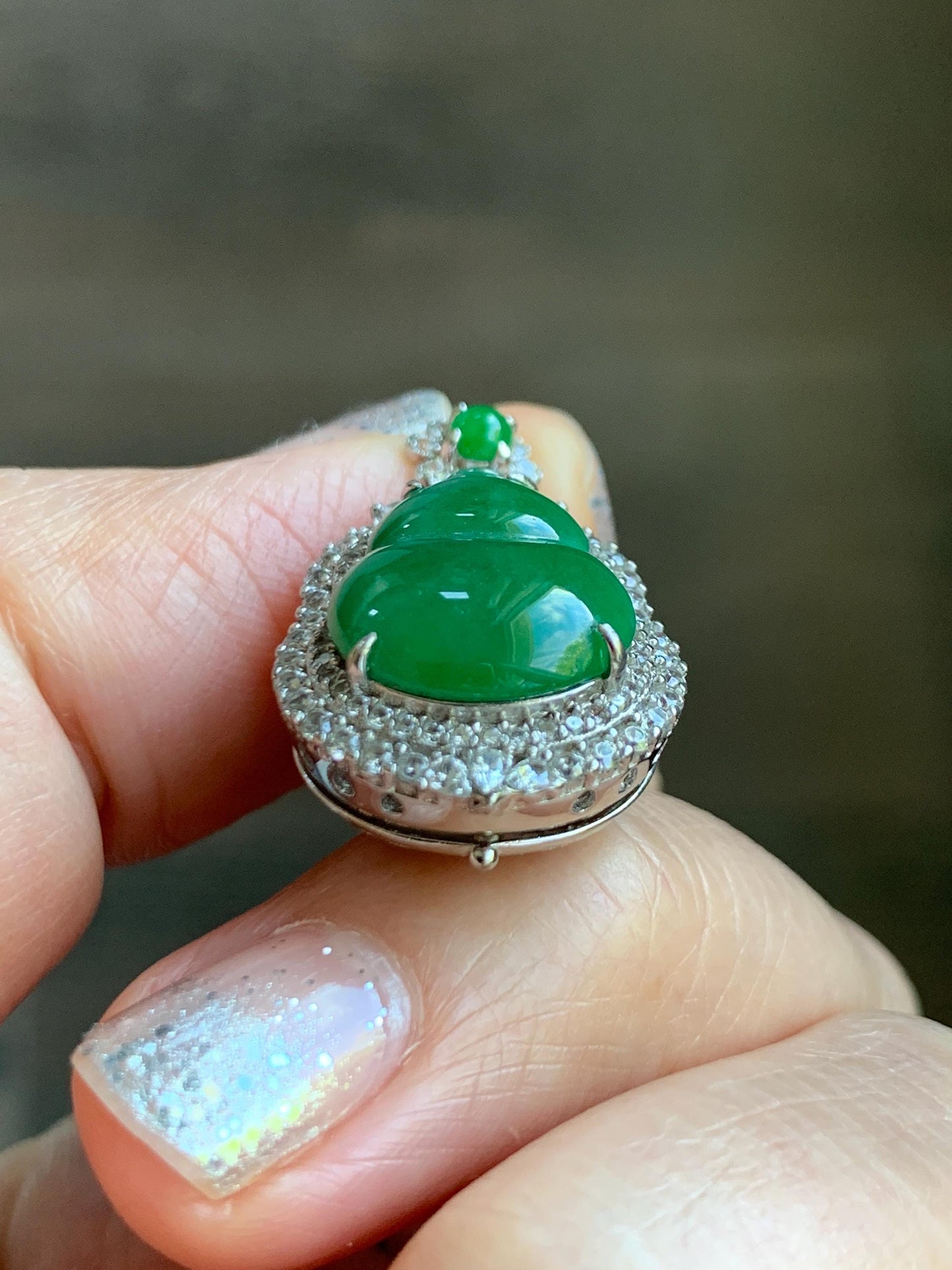 Natural Grade A Guatemalan Icy Translucent Vibrant Green Jade Jadeite Gourd Hulu Pendant Sterling Silver 5g 天然冰危绿翡翠葫芦吊坠 XMH330A