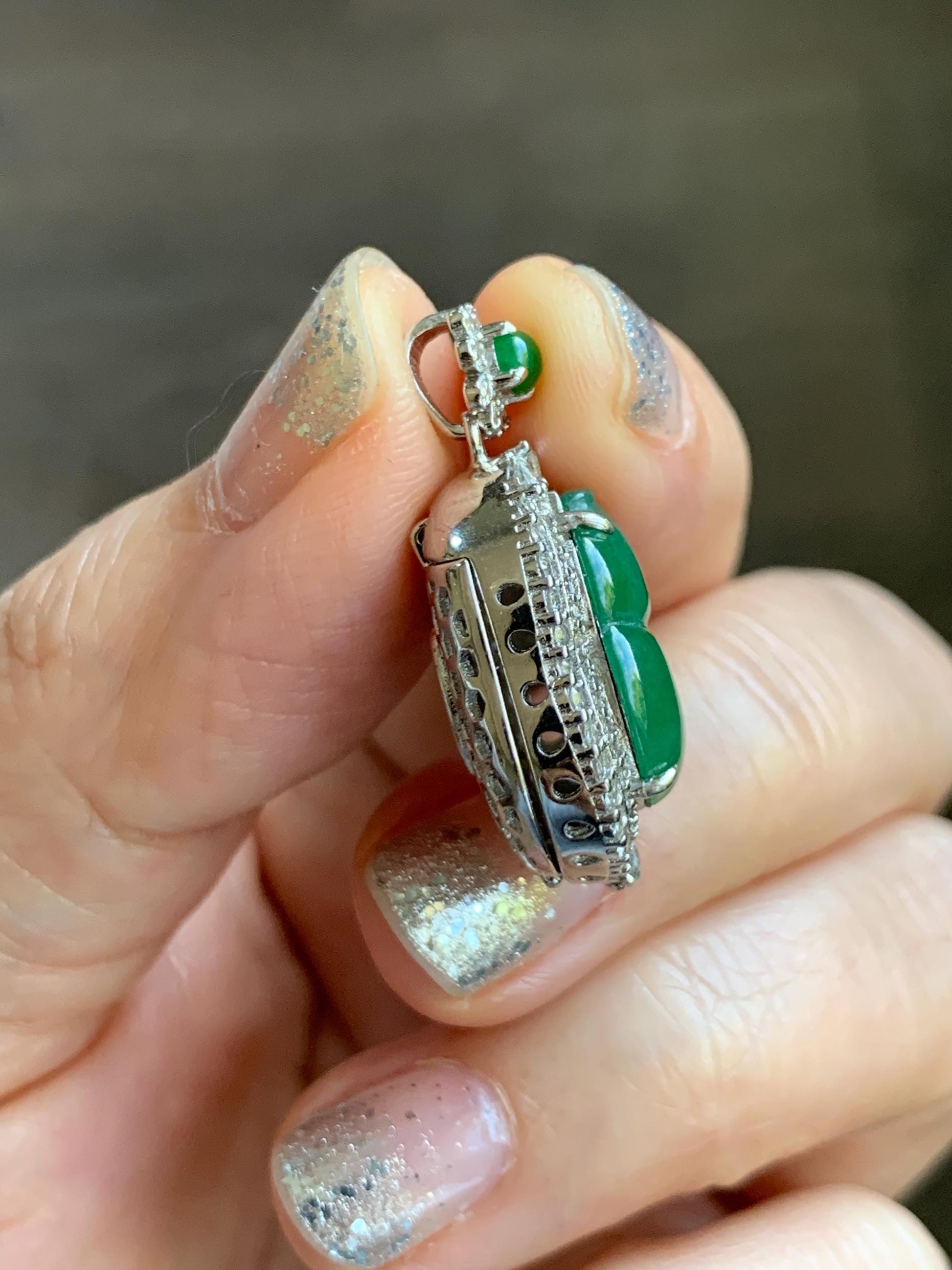 Natural Grade A Guatemalan Icy Translucent Vibrant Green Jade Jadeite Gourd Hulu Pendant Sterling Silver 5g 天然冰危绿翡翠葫芦吊坠 XMH330A