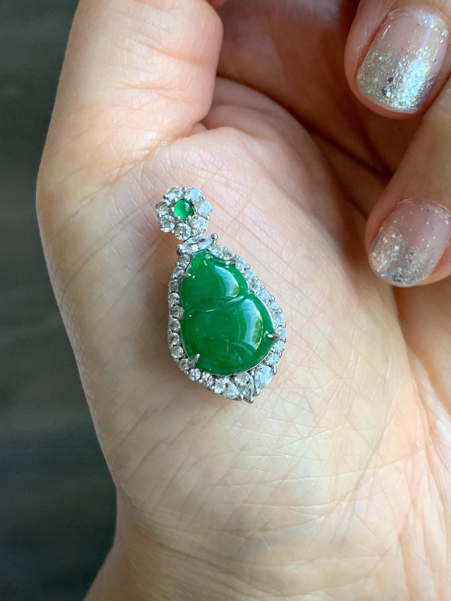 Natural Grade A Guatemalan Icy Translucent Vibrant Green Jade Jadeite Gourd Hulu Pendant Sterling Silver 4g 天然冰危绿翡翠葫芦吊坠 XMH330B