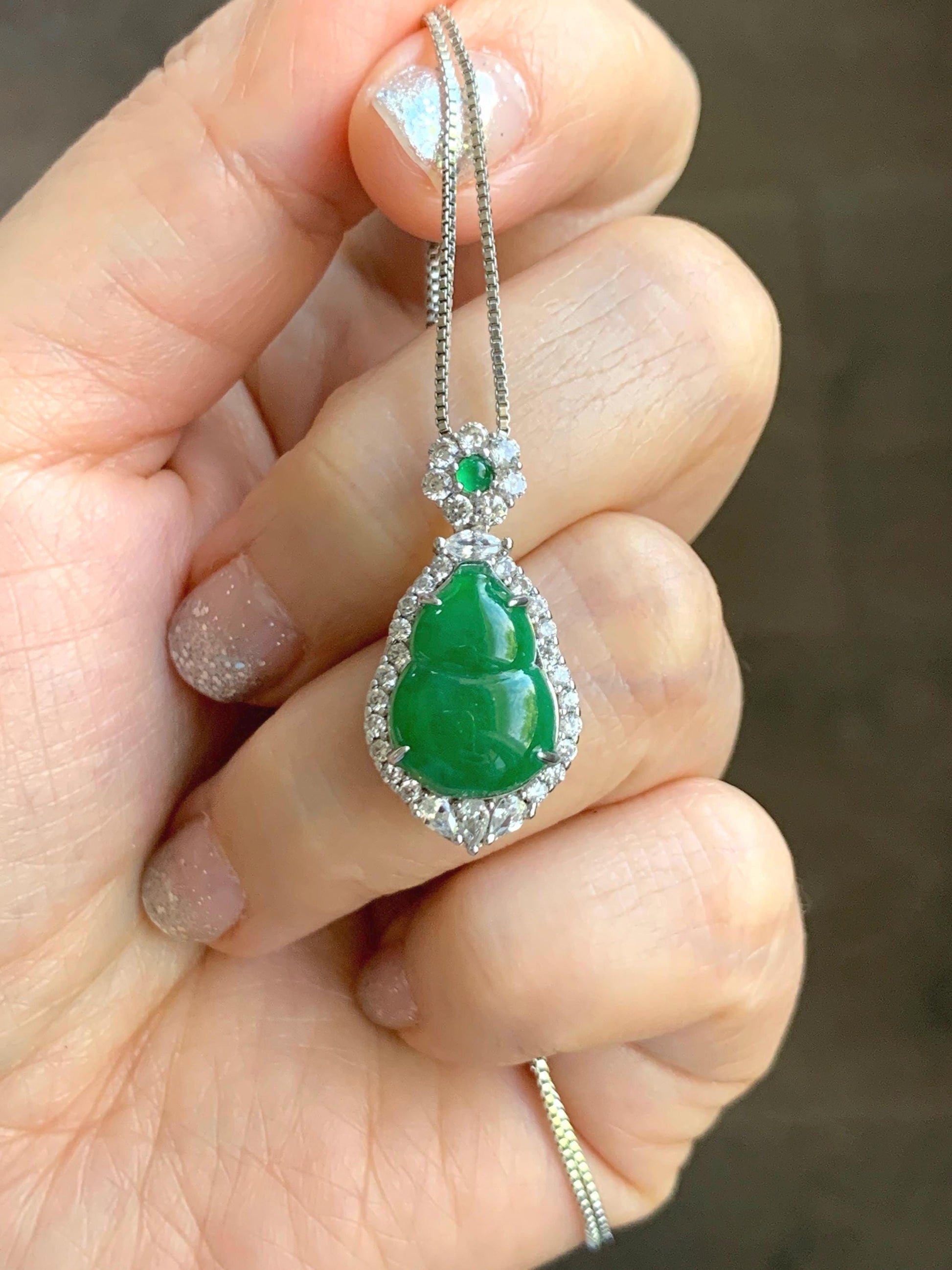 Natural Grade A Guatemalan Icy Translucent Vibrant Green Jade Jadeite Gourd Hulu Pendant Sterling Silver 4g 天然冰危绿翡翠葫芦吊坠 XMH330B