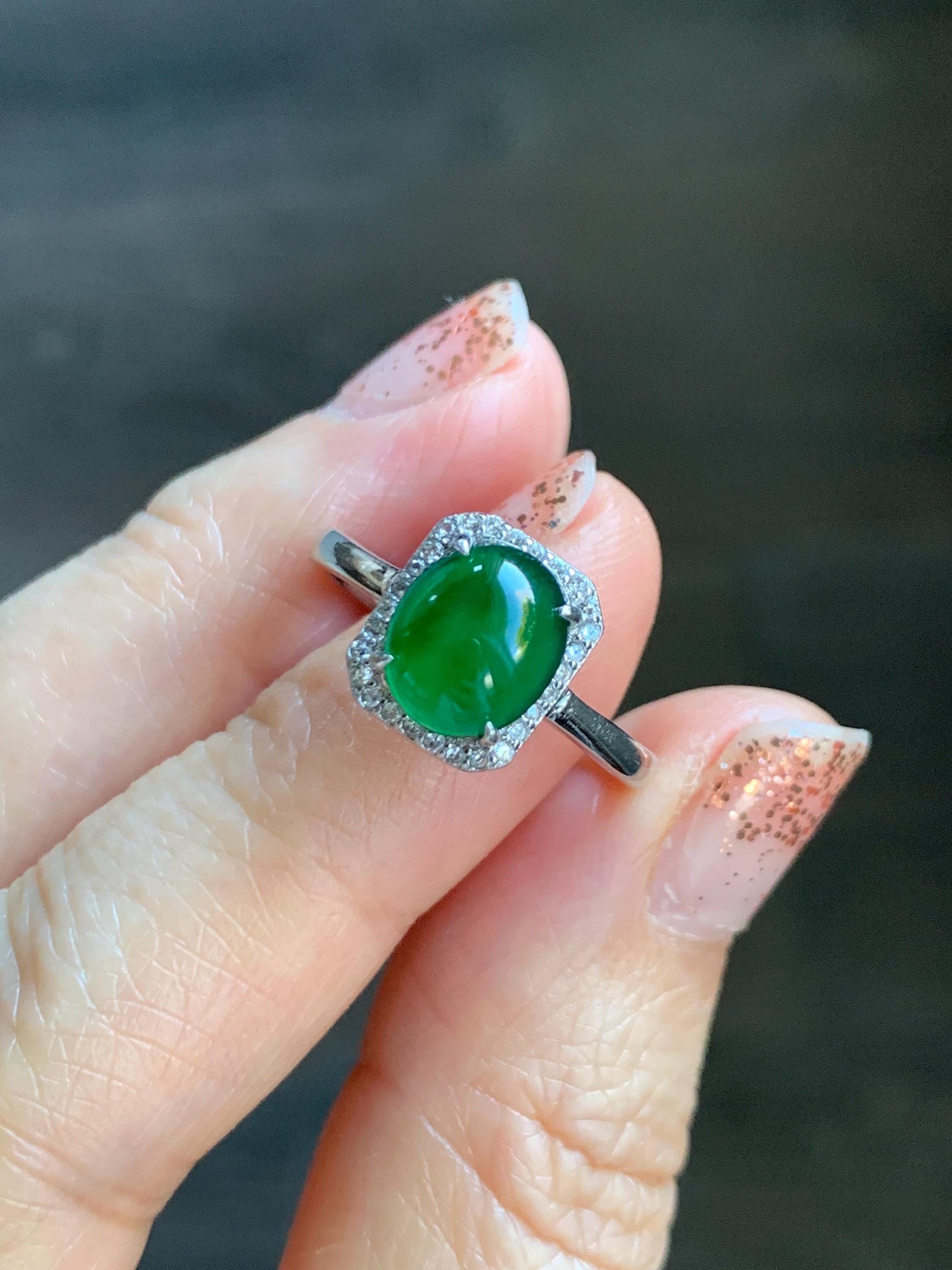 Natural Grade A Guatemalan Icy Translucent Vibrant Green Oval Jade Jadeite Ring Sterling Silver Size 7 US Adjustable 天然冰危绿翡翠蛋面银镶戒指 WLO110