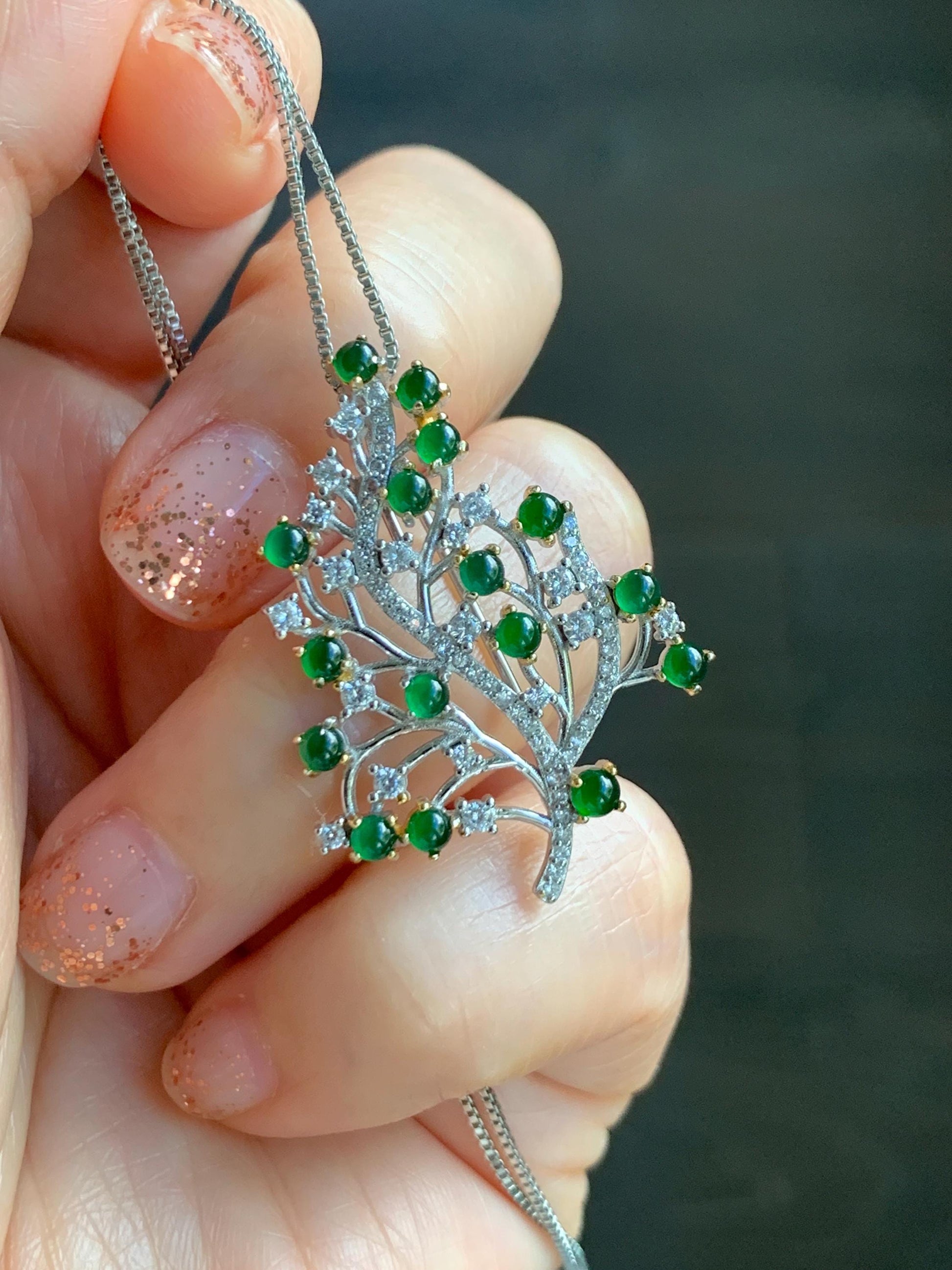 Natural Grade A Guatemalan Icy Translucent Vibrant Green Jade Jadeite Leaf Brooch Pendant S925 Sterling Silver 3g 天然冰危绿翡翠银镶树叶胸针吊坠两用款 WSY165