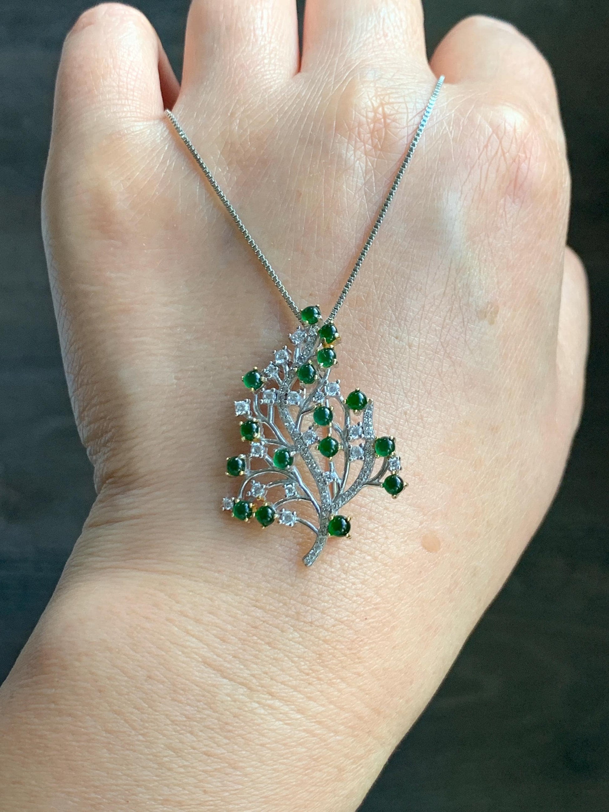 Natural Grade A Guatemalan Icy Translucent Vibrant Green Jade Jadeite Leaf Brooch Pendant S925 Sterling Silver 3g 天然冰危绿翡翠银镶树叶胸针吊坠两用款 WSY165