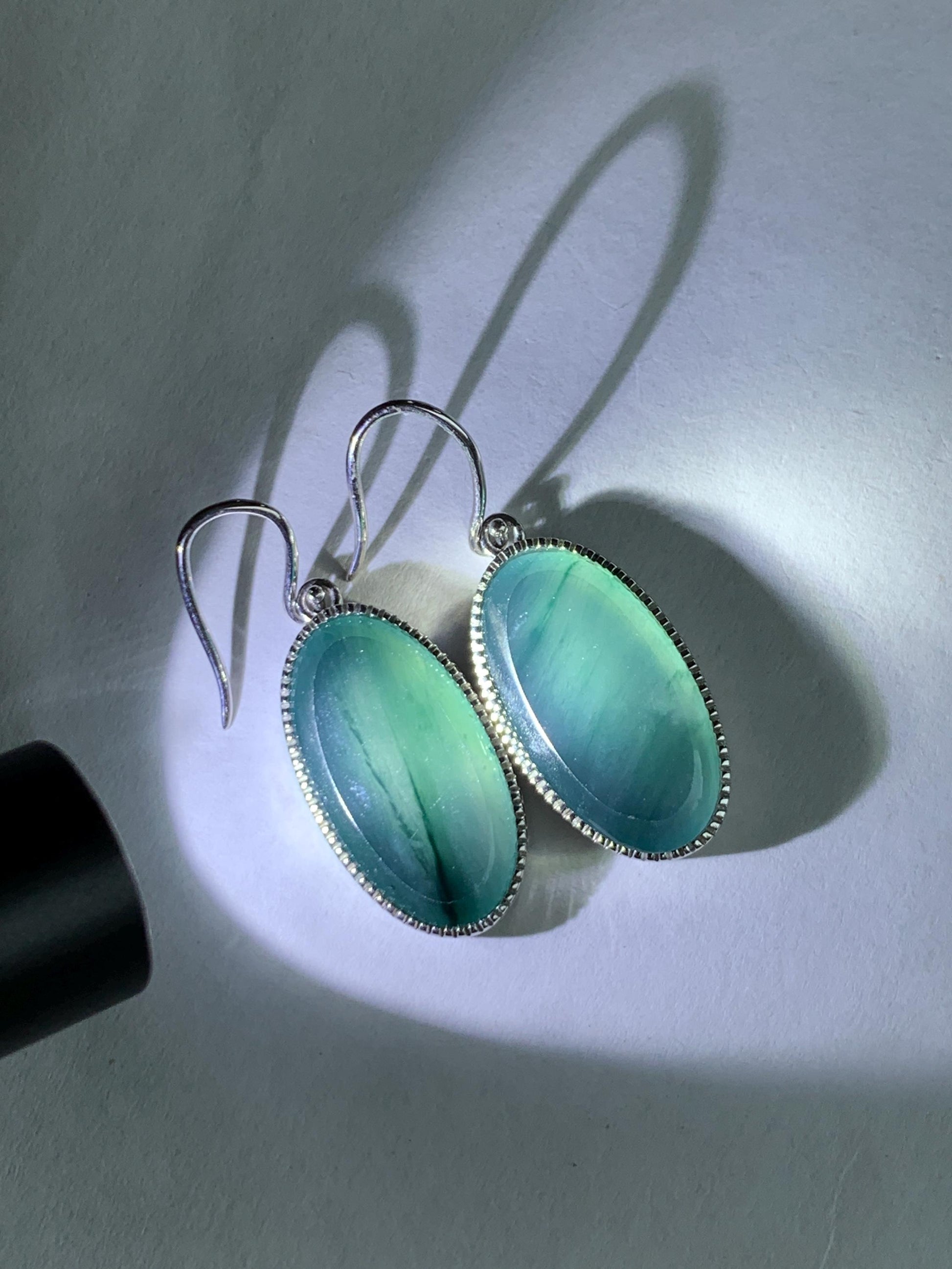 Certified Natural Grade A Guatemalan Icy Translucent Teal Green Marbled Jade Jadeite Oval Dangle Earrings Sterling Silver 天然冰危飘绿翡翠银镶耳钩 178