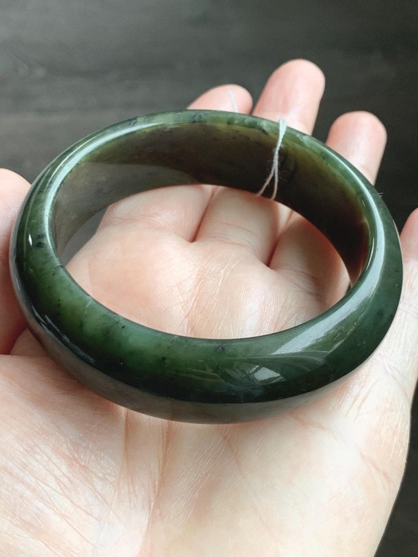 Certified Natural Nephrite Jade Translucent Dark Green Bangle Bracelet 58.29mm 7.2” 77.26g 天然和田玉轮胎宽手镯 147