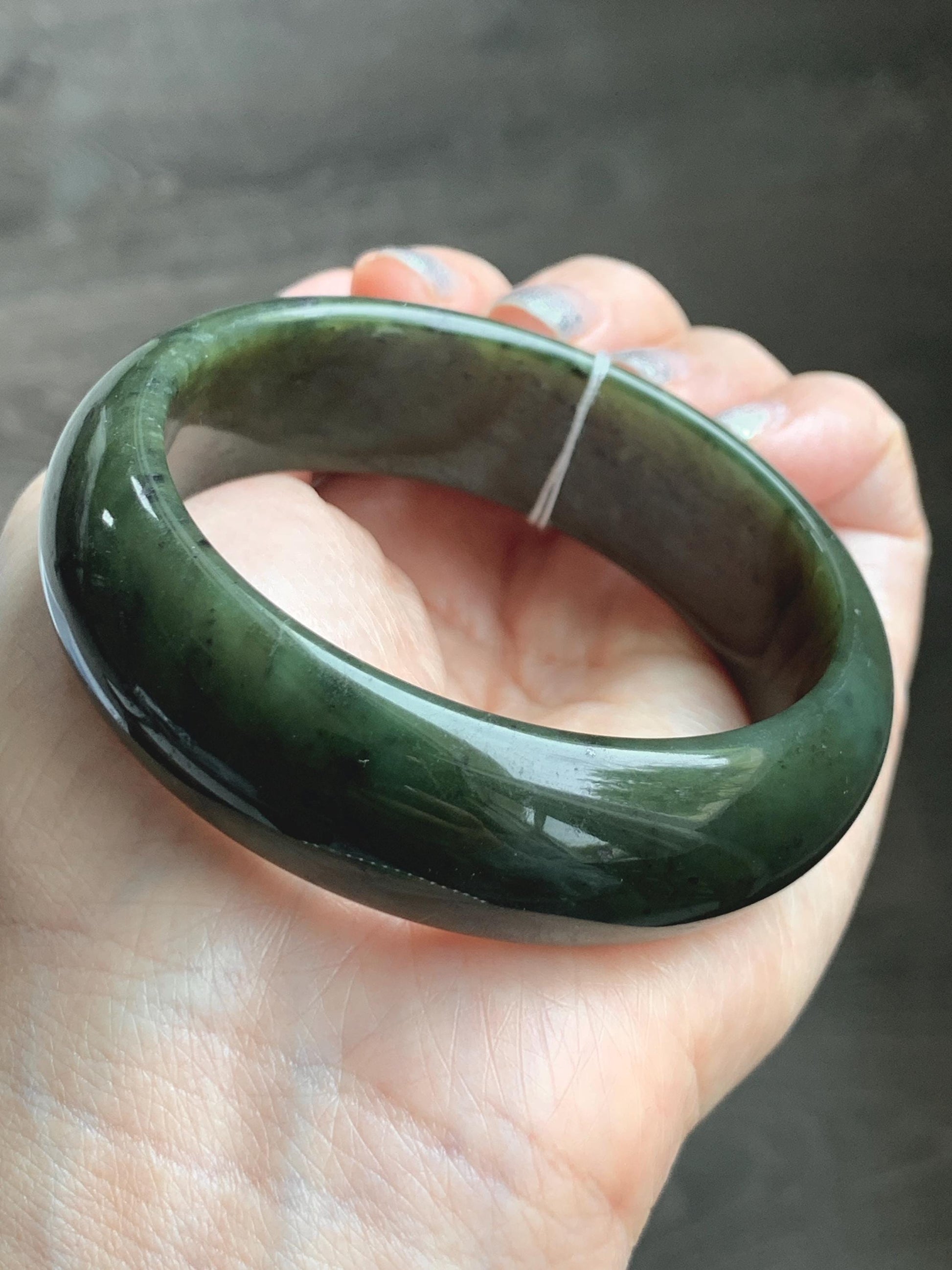 Certified Natural Nephrite Jade Translucent Dark Green Bangle Bracelet 58.29mm 7.2” 77.26g 天然和田玉轮胎宽手镯 147