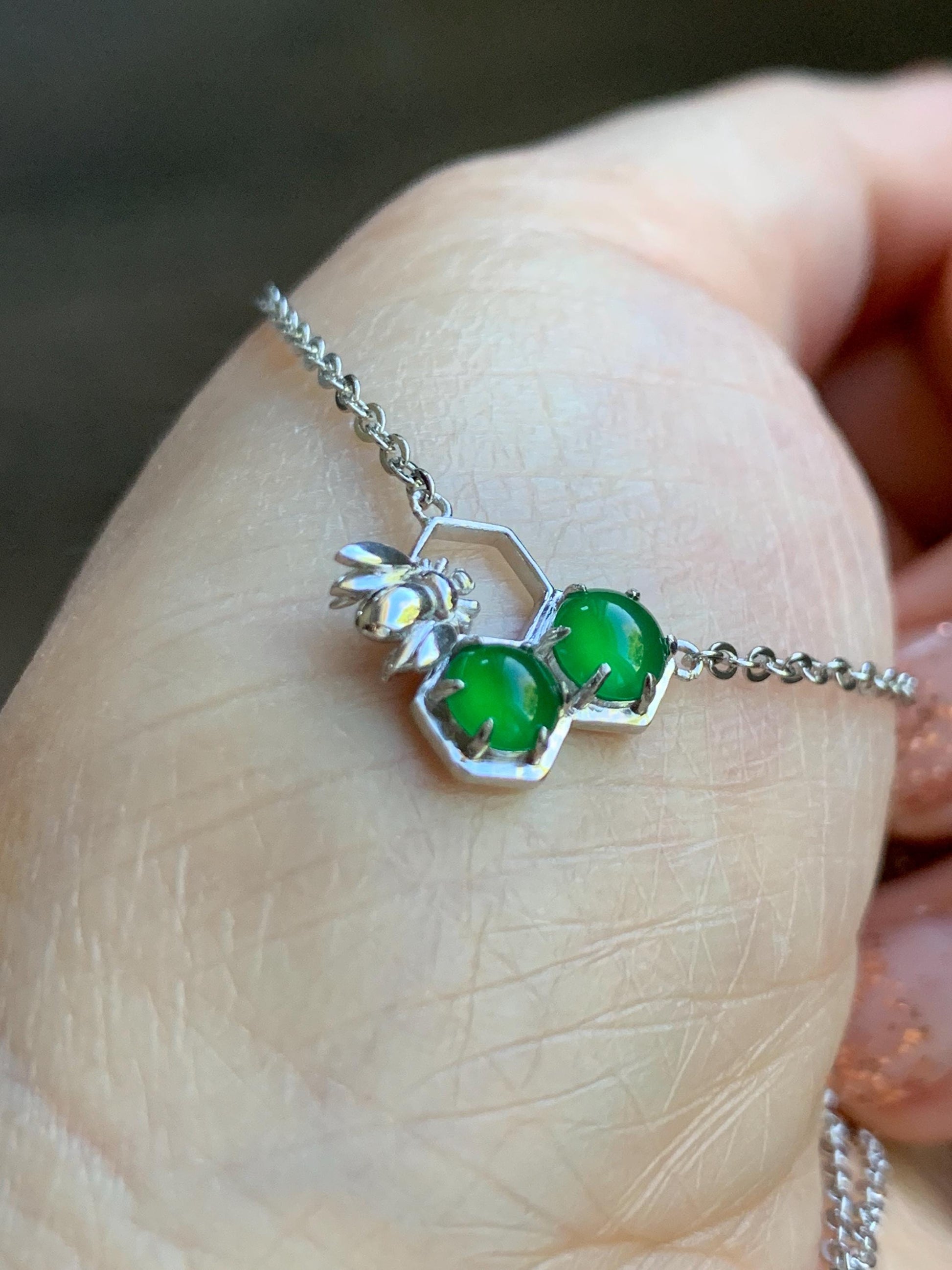 Certified Natural Grade A Guatemalan Icy Translucent Vibrant Green Jadeite Honeycomb Necklace Sterling Silver Adjustable 天然冰危绿翡翠蜂巢镶嵌项链 487