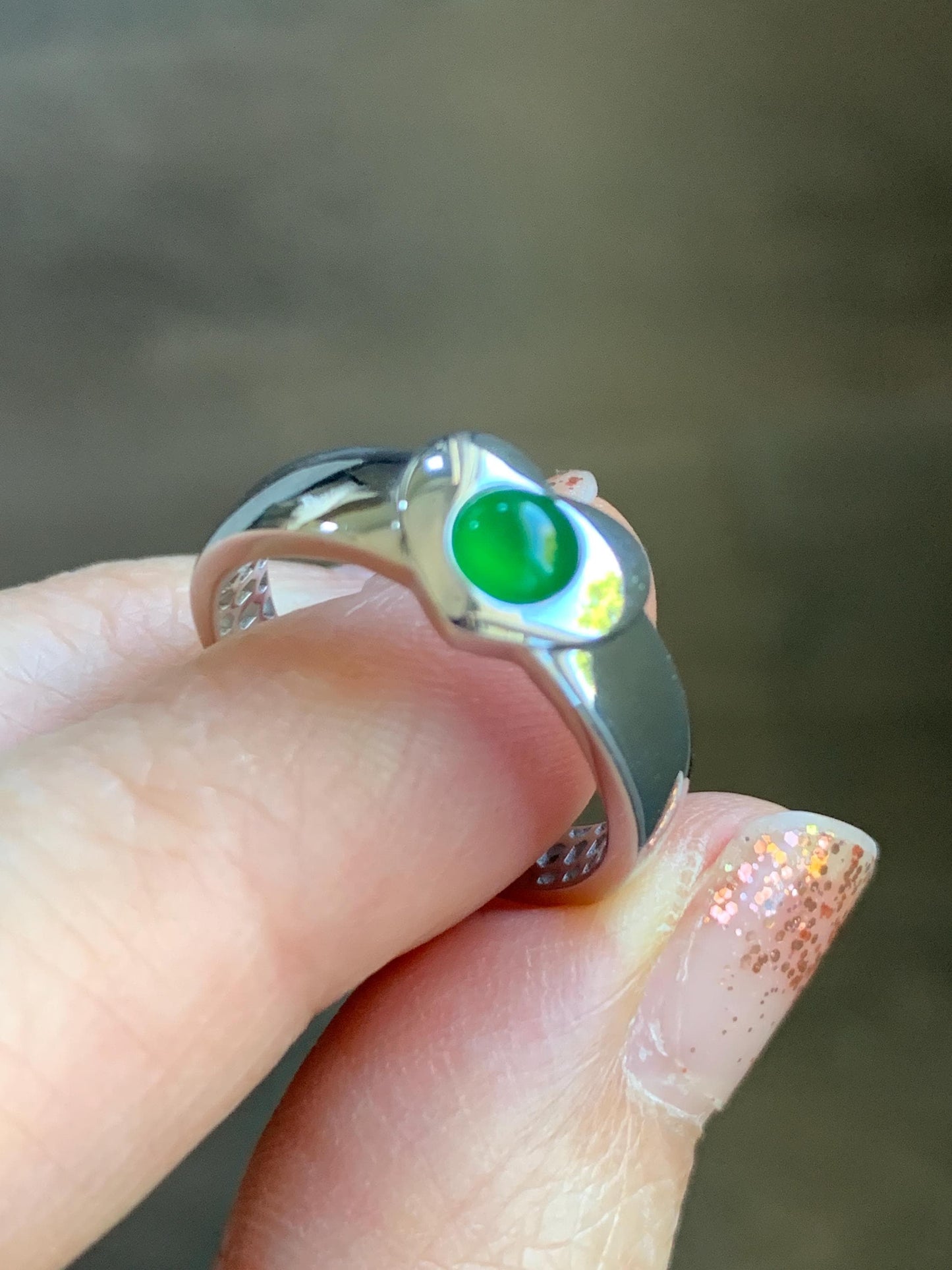 Certified Natural Grade A Guatemalan Icy Translucent Vibrant Green Jade Jadeite Heart Ring Sterling Silver Size 7.25 US 天然冰危绿翡翠爱心银镶戒指 489