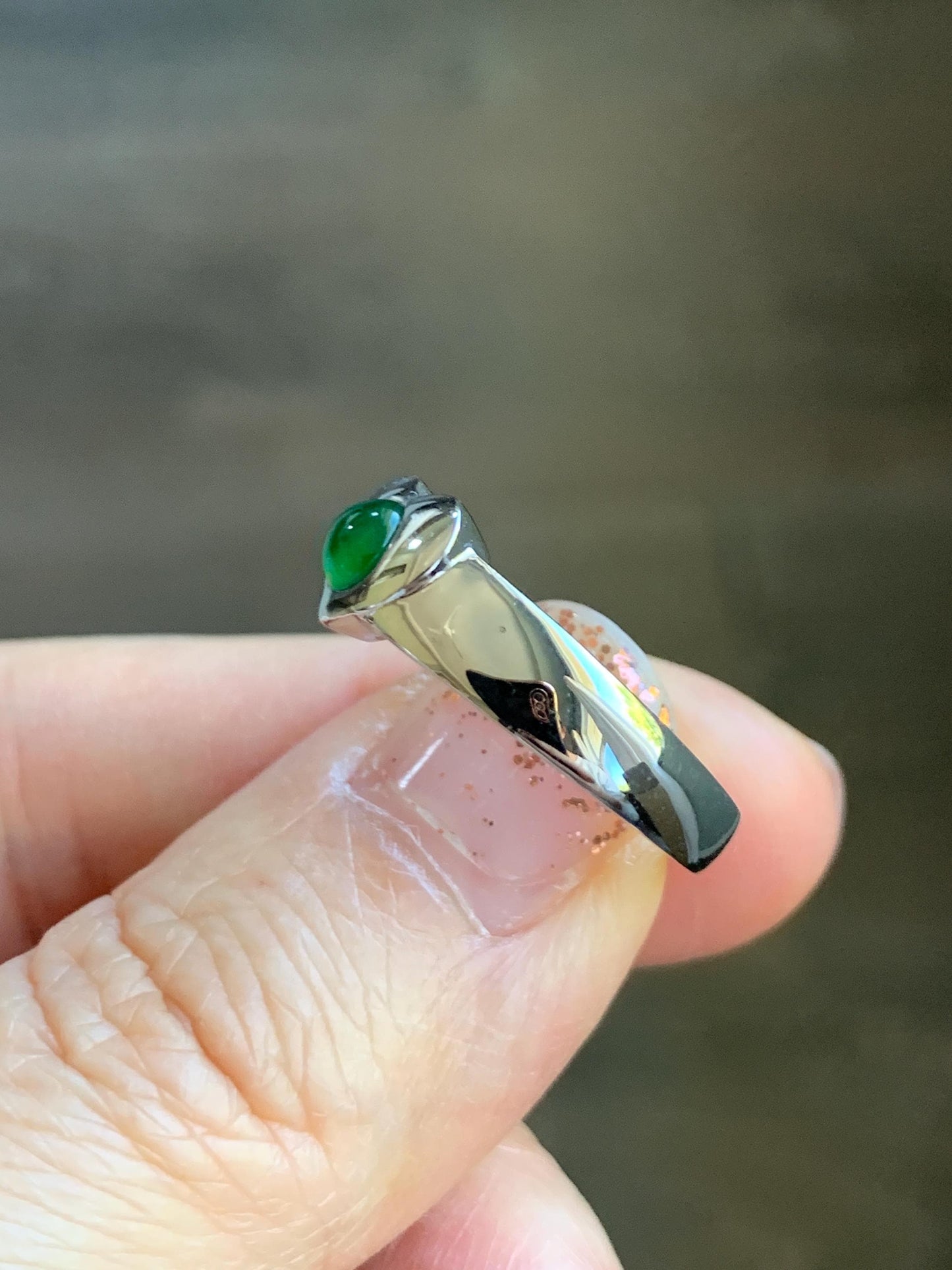 Certified Natural Grade A Guatemalan Icy Translucent Vibrant Green Jade Jadeite Heart Ring Sterling Silver Size 7.25 US 天然冰危绿翡翠爱心银镶戒指 489