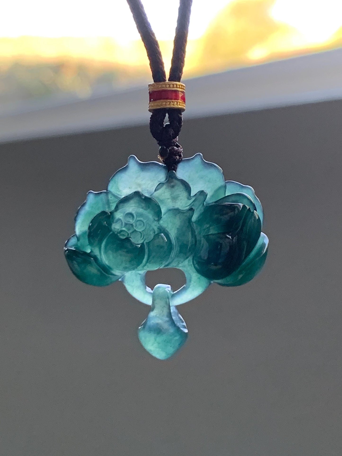 Natural Grade A Guatemalan Icy Translucent Dark Teal Green Jade Jadeite Lotus Flower Pendant Rope Necklace 26” 天然冰胶危深蓝绿翡翠莲花吊坠 WLH316A