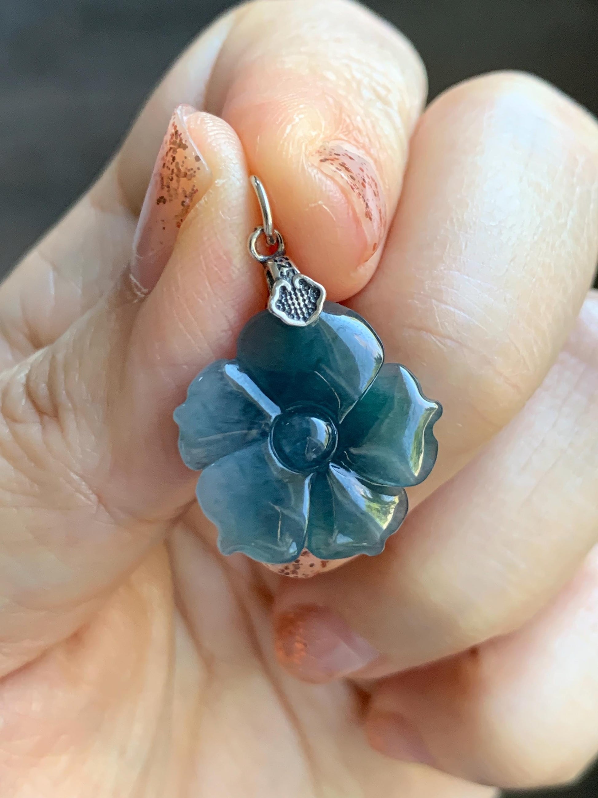 Natural Grade A Guatemalan Icy Translucent Dark Aegean Blue Jade Jadeite Lotus Flower Pendant Sterling Silver 4g 天然冰危深蓝翡翠莲花吊坠 WLH316C