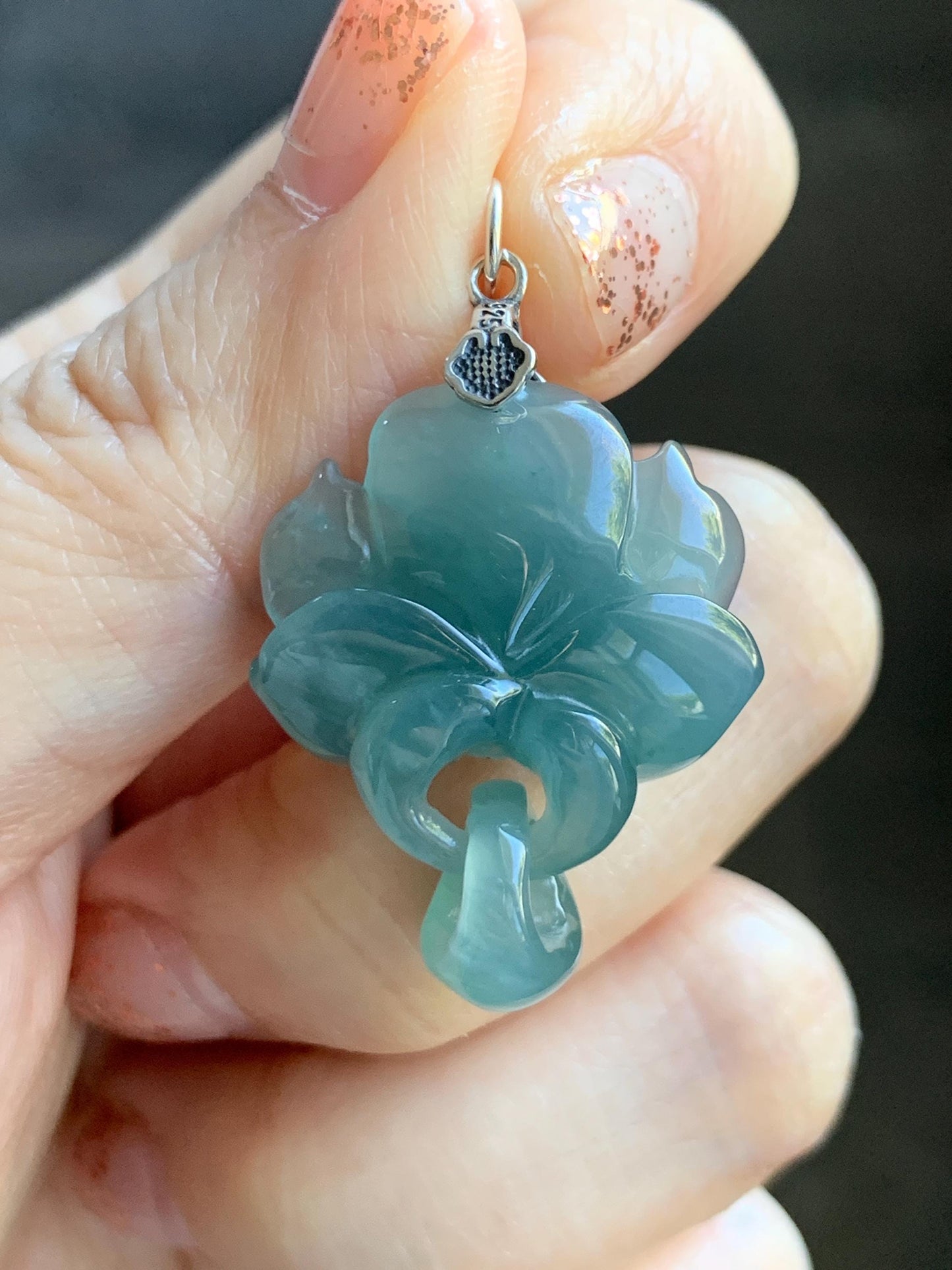 Natural Grade A Guatemalan Icy Translucent Teal Blue Jade Jadeite Lotus Flower Pendant Sterling Silver 8g 天然冰胶危蓝翡翠莲花吊坠 WLH316C