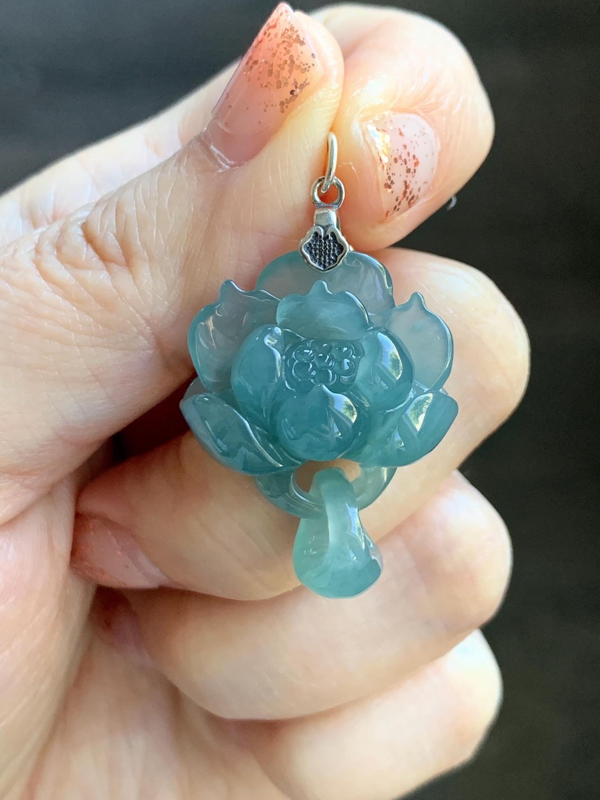 Natural Grade A Guatemalan Icy Translucent Teal Blue Jade Jadeite Lotus Flower Pendant Sterling Silver 8g 天然冰胶危蓝翡翠莲花吊坠 WLH316C